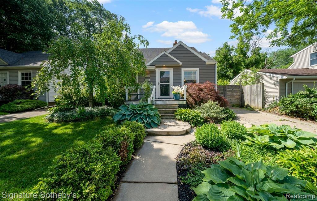 2420, Harwood, Royal Oak, Michigan, 48067