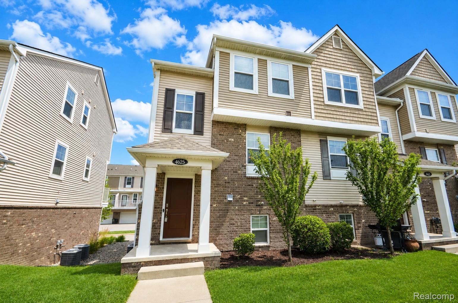 4625, Bradley, Troy, Michigan, 48085