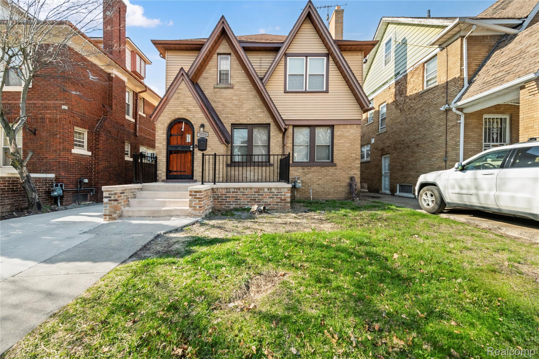 3230, Leslie, Detroit, Michigan, 48238