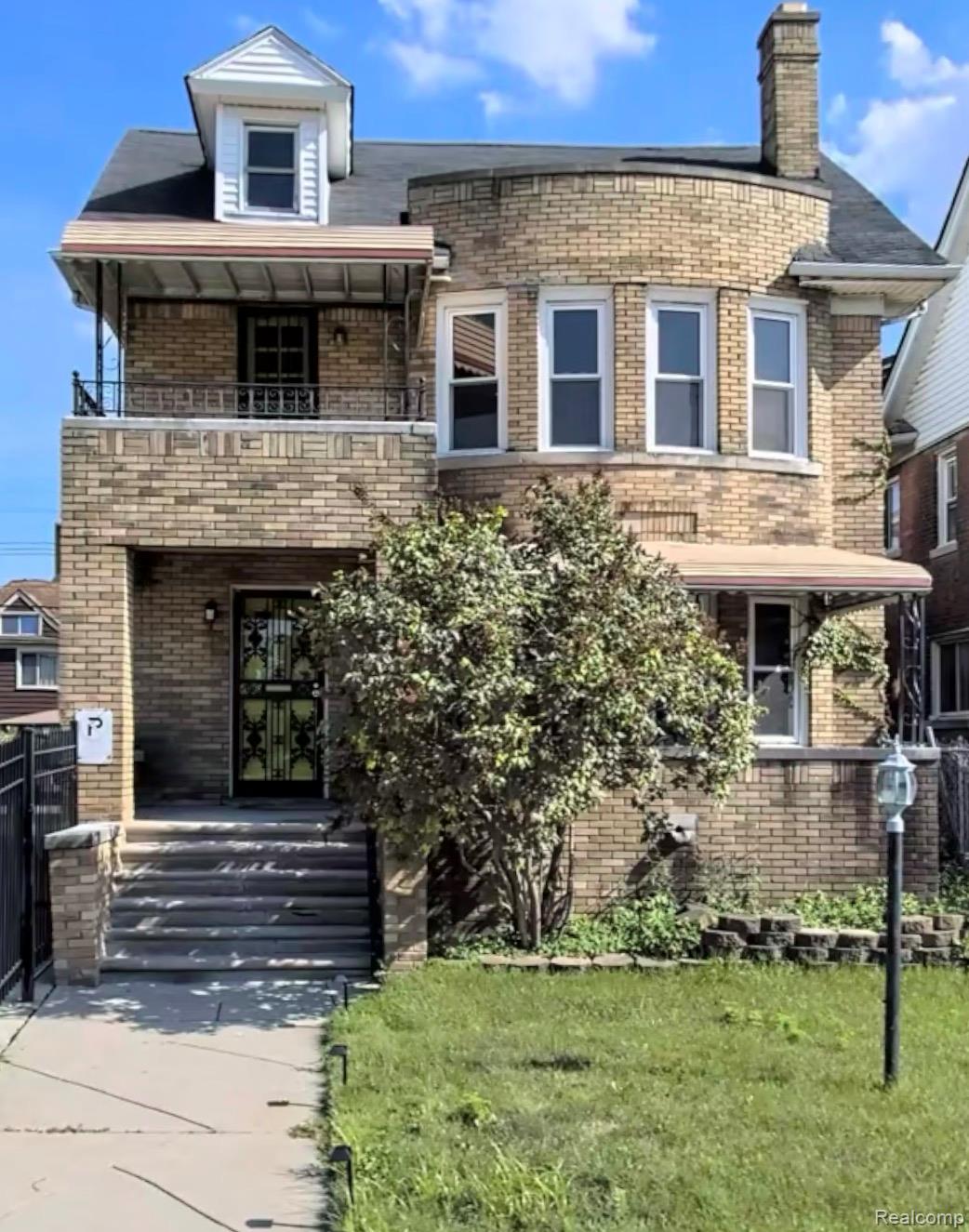 2713, Calvert, Detroit, Michigan, 48206