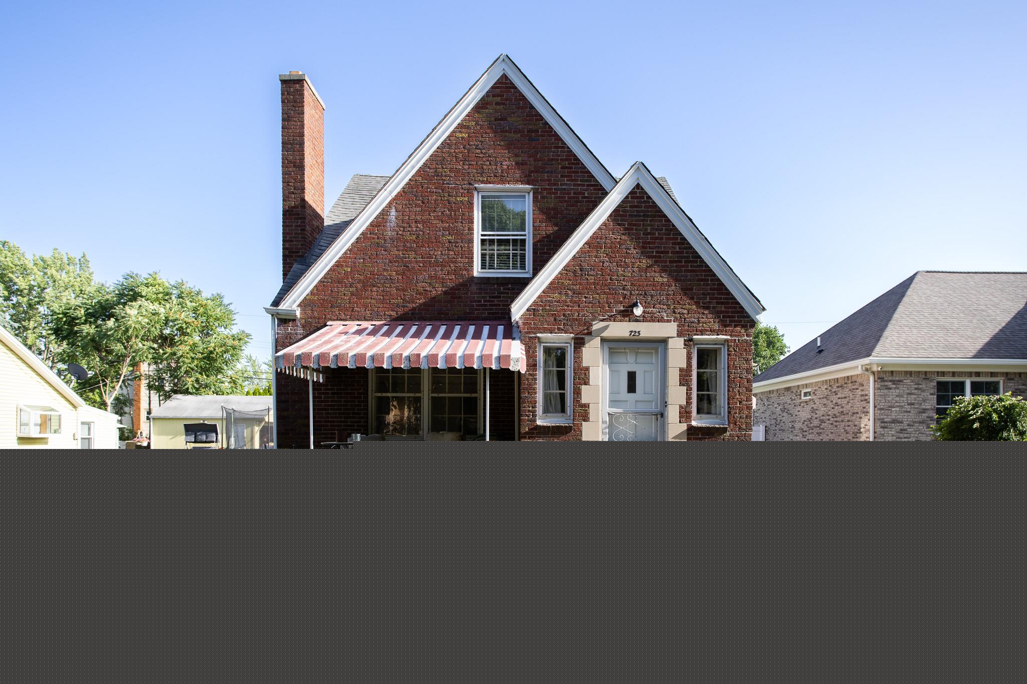 723, Pine, Wyandotte, Michigan, 48192