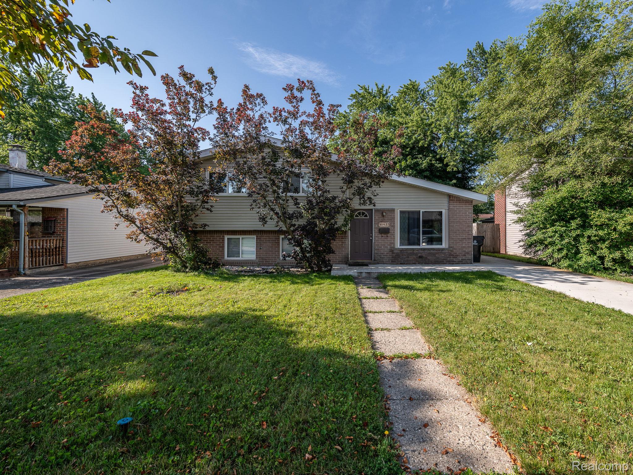 30933, Grandview, Westland, Michigan, 48186