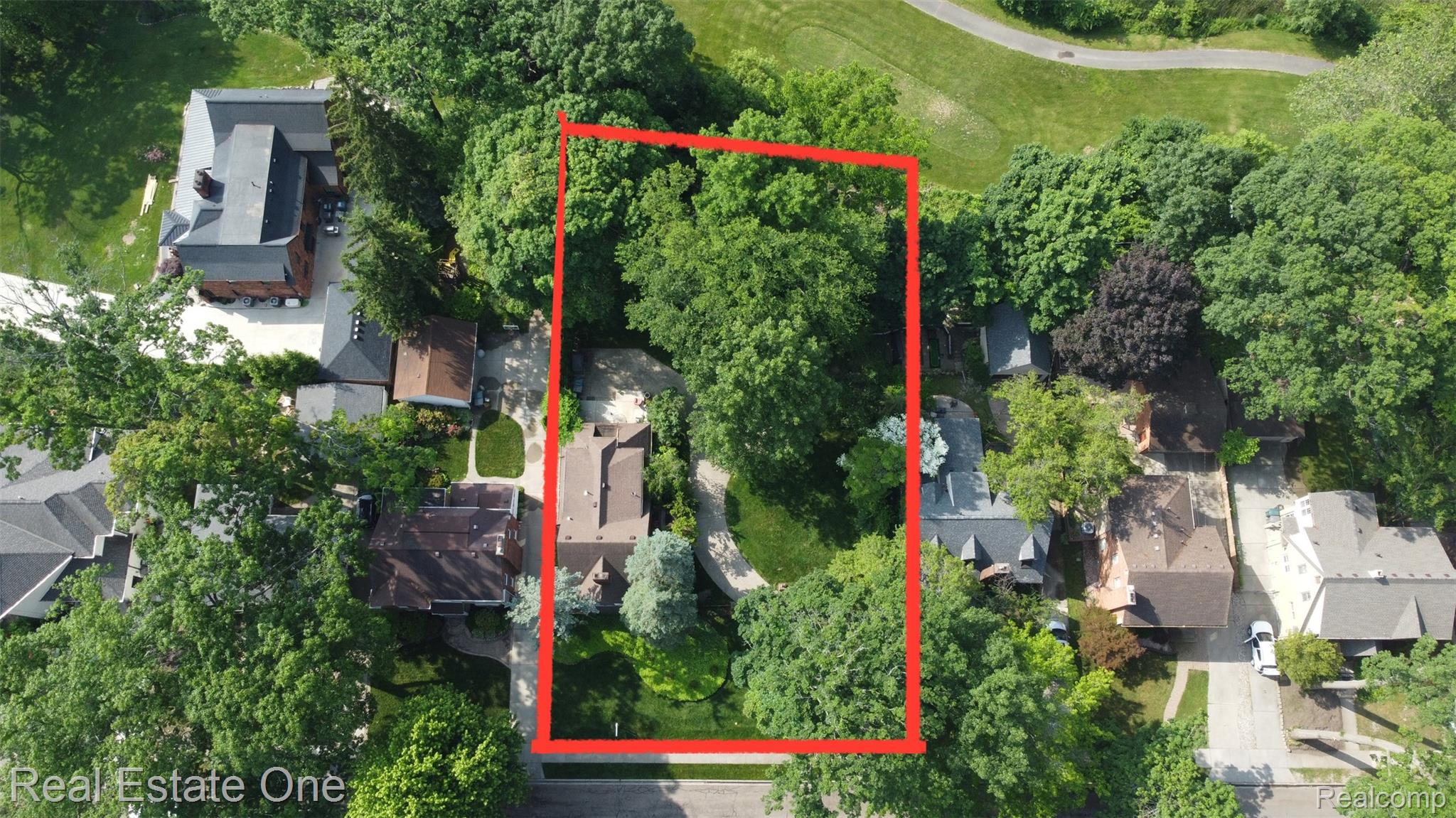 939, HIGHLAND, Dearborn, Michigan, 48124