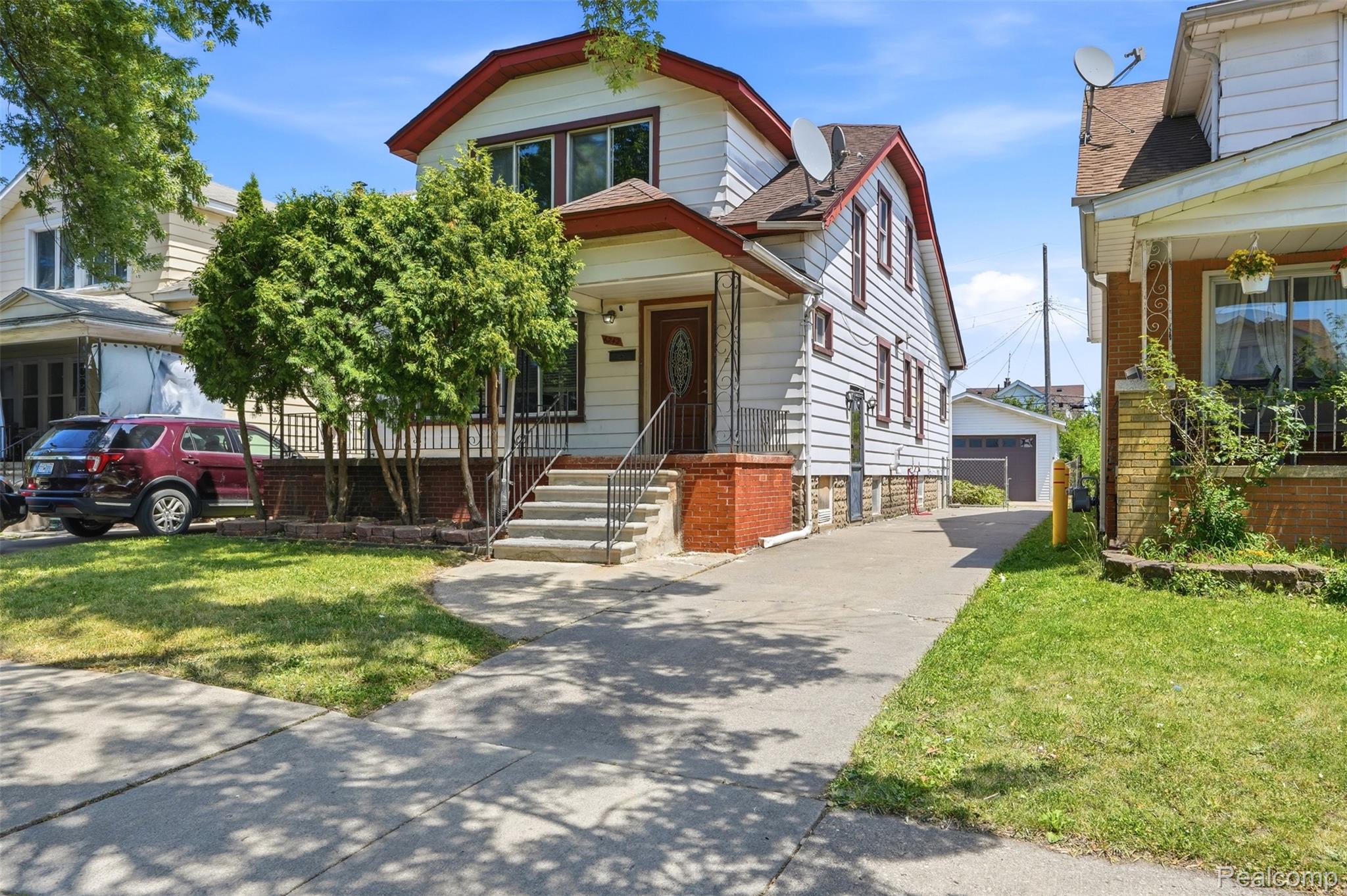 6242, Calhoun, Dearborn, Michigan, 48126