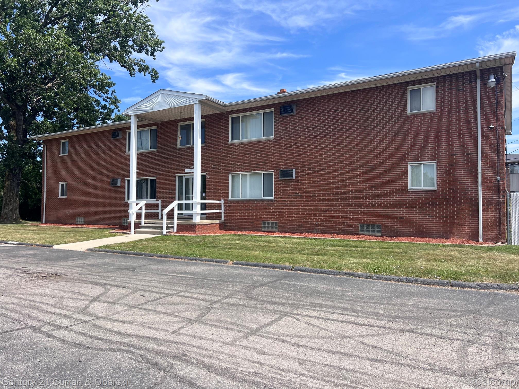 14682, Middle Gibraltar, #24, Gibraltar, Michigan, 48173