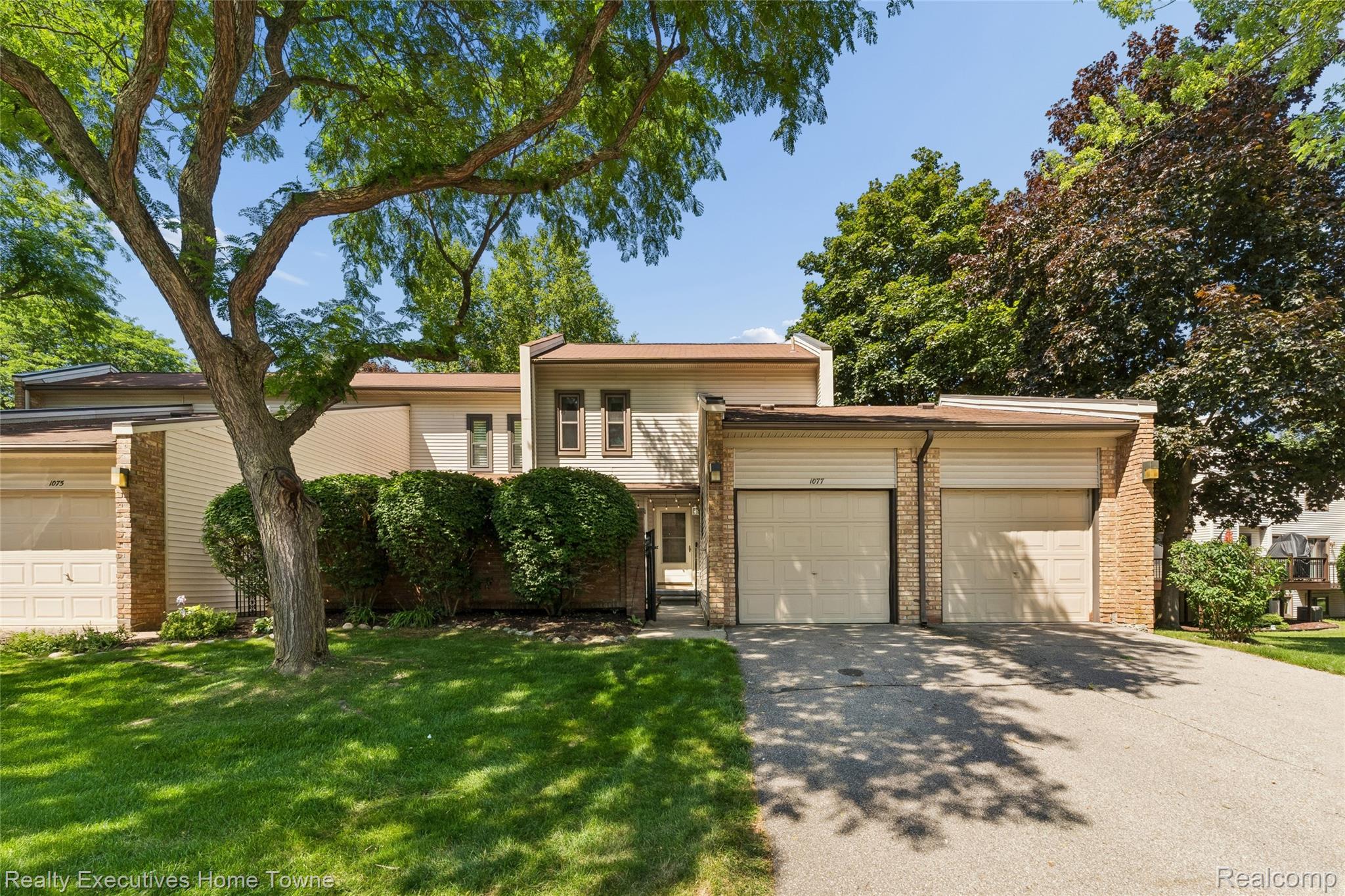 1077, Willow Grove, Rochester Hills, Michigan, 48307
