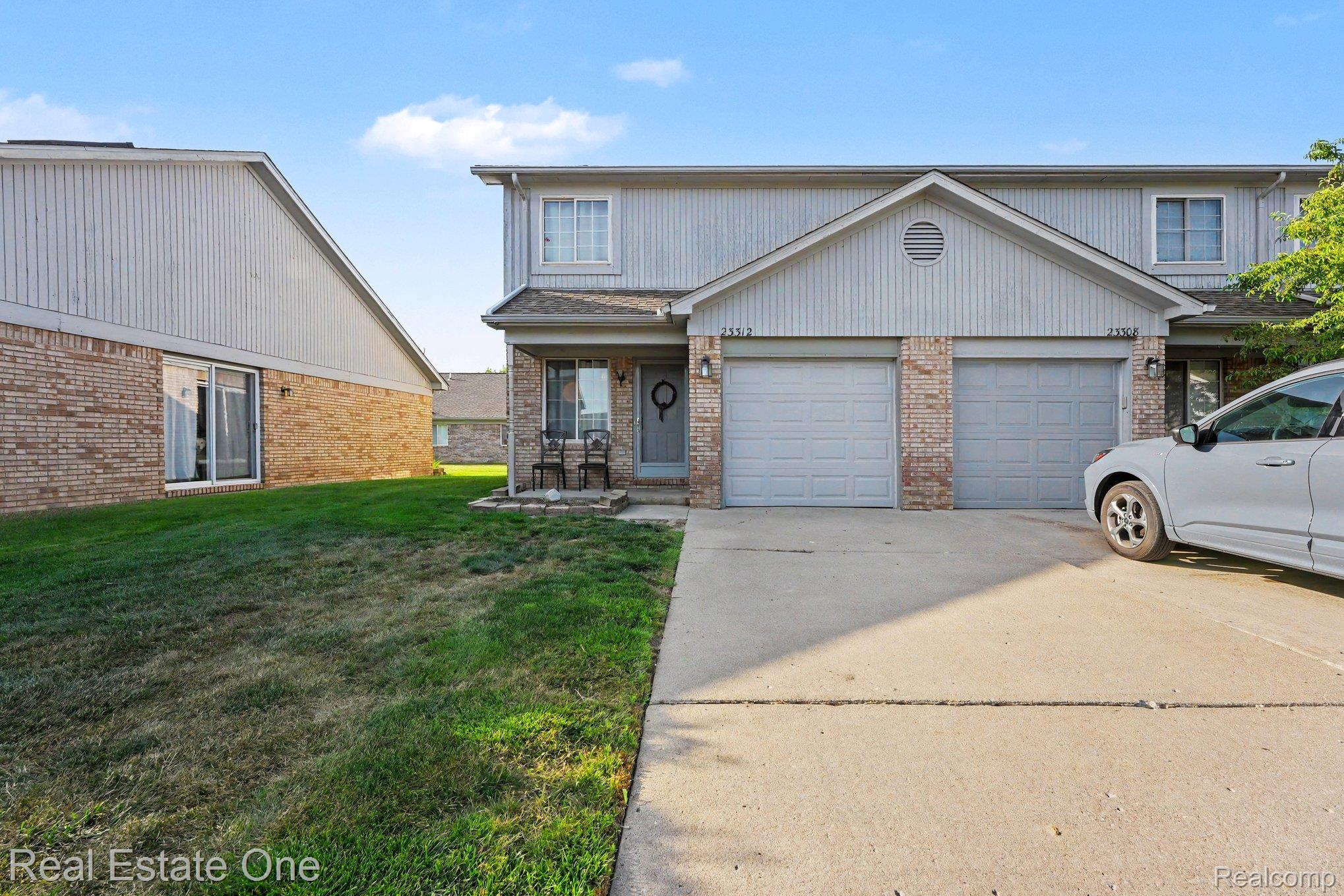 23312, Bunte, #45, Trenton, Michigan, 48183
