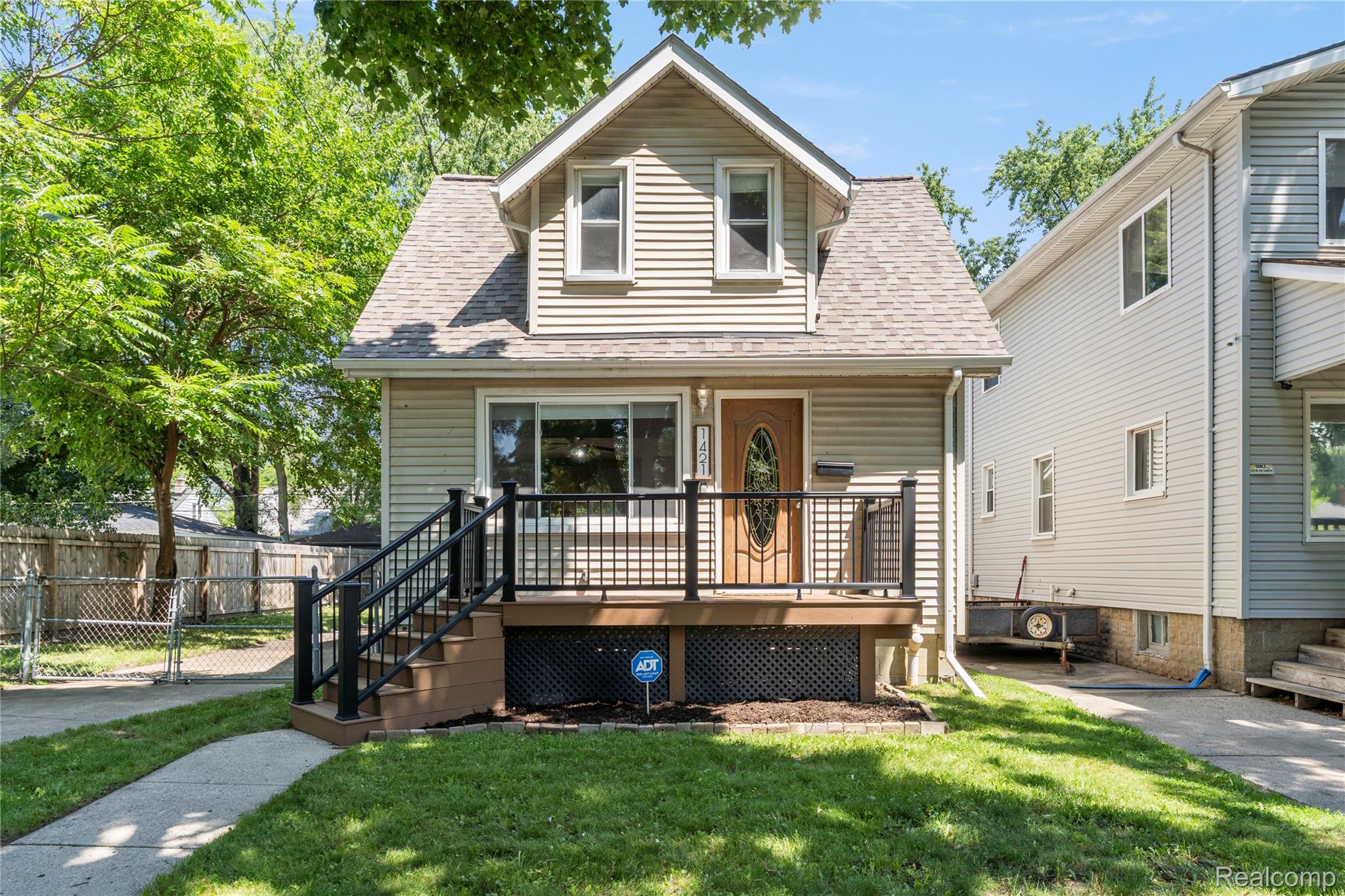 1421, Camden, Ferndale, Michigan, 48220
