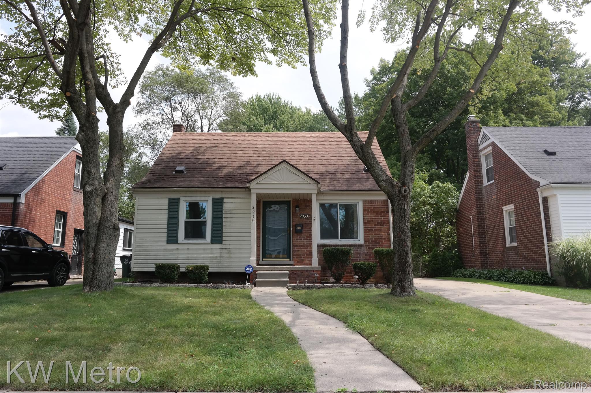 2930, Connecticut, Royal Oak, Michigan, 48073