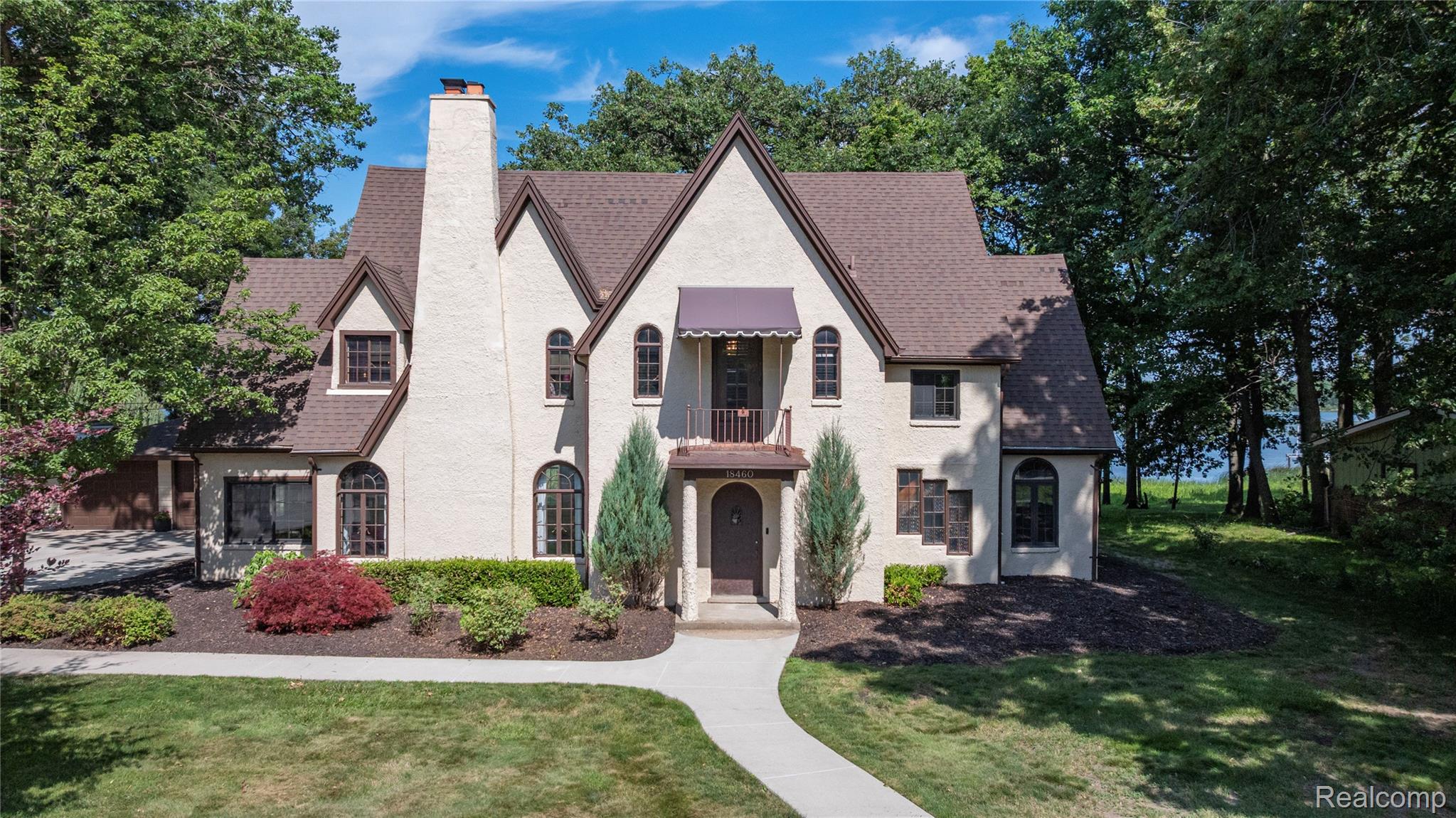 18460, Meridian, Grosse Ile, Michigan, 48138