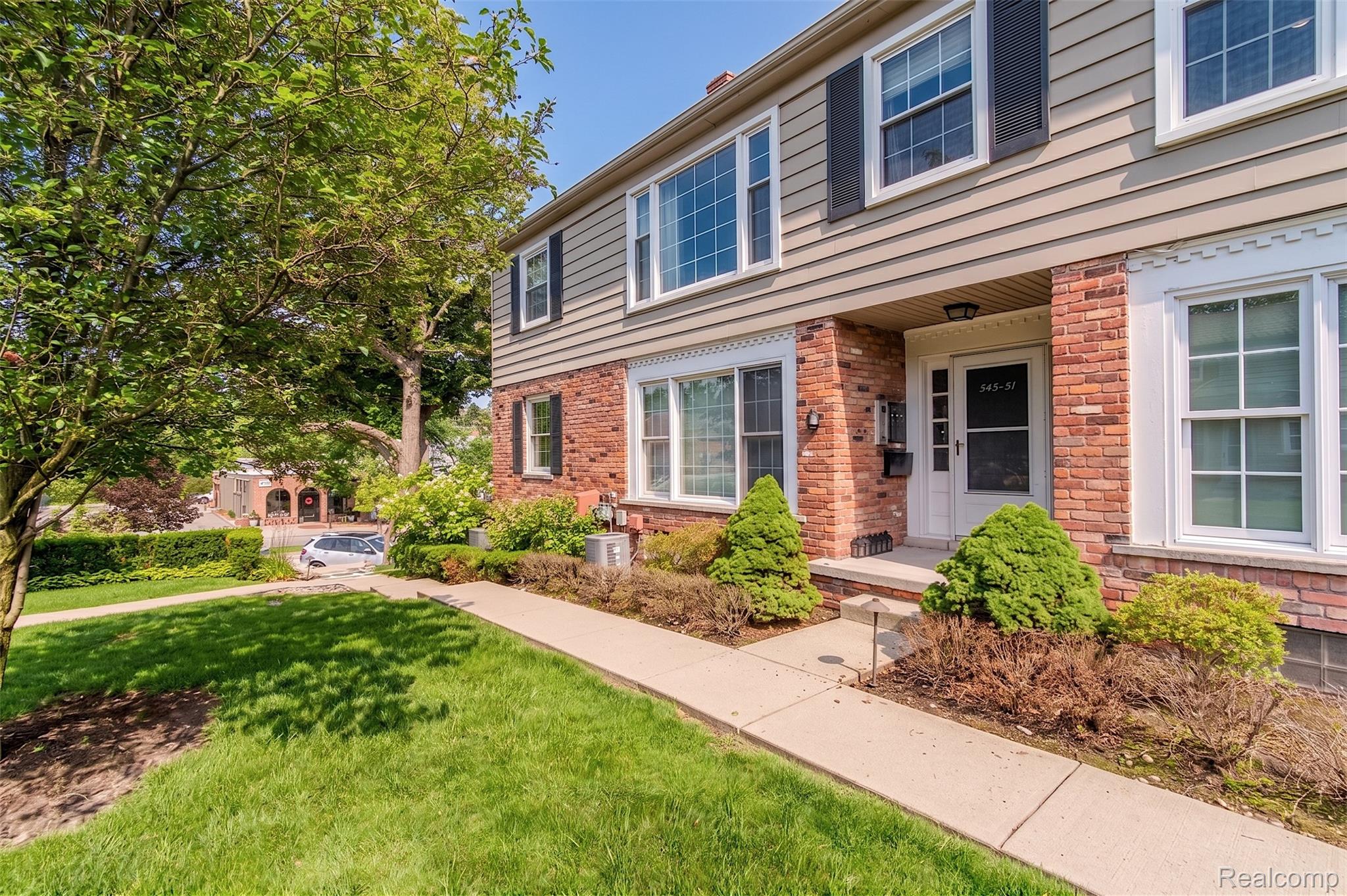 551, Old Woodward, Birmingham, Michigan, 48009