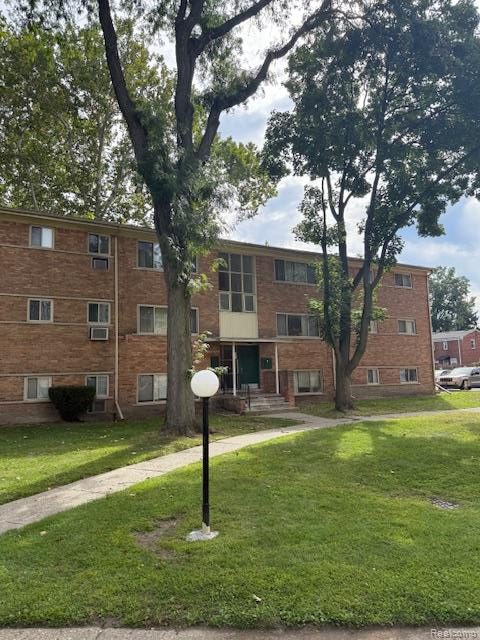 17274, Bentler, #46, Detroit, Michigan, 48219