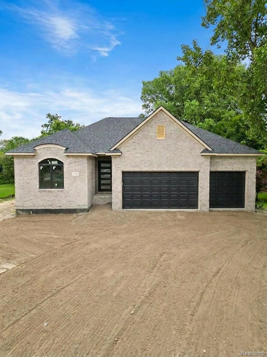 933, Wixom, Wixom, Michigan, 48393