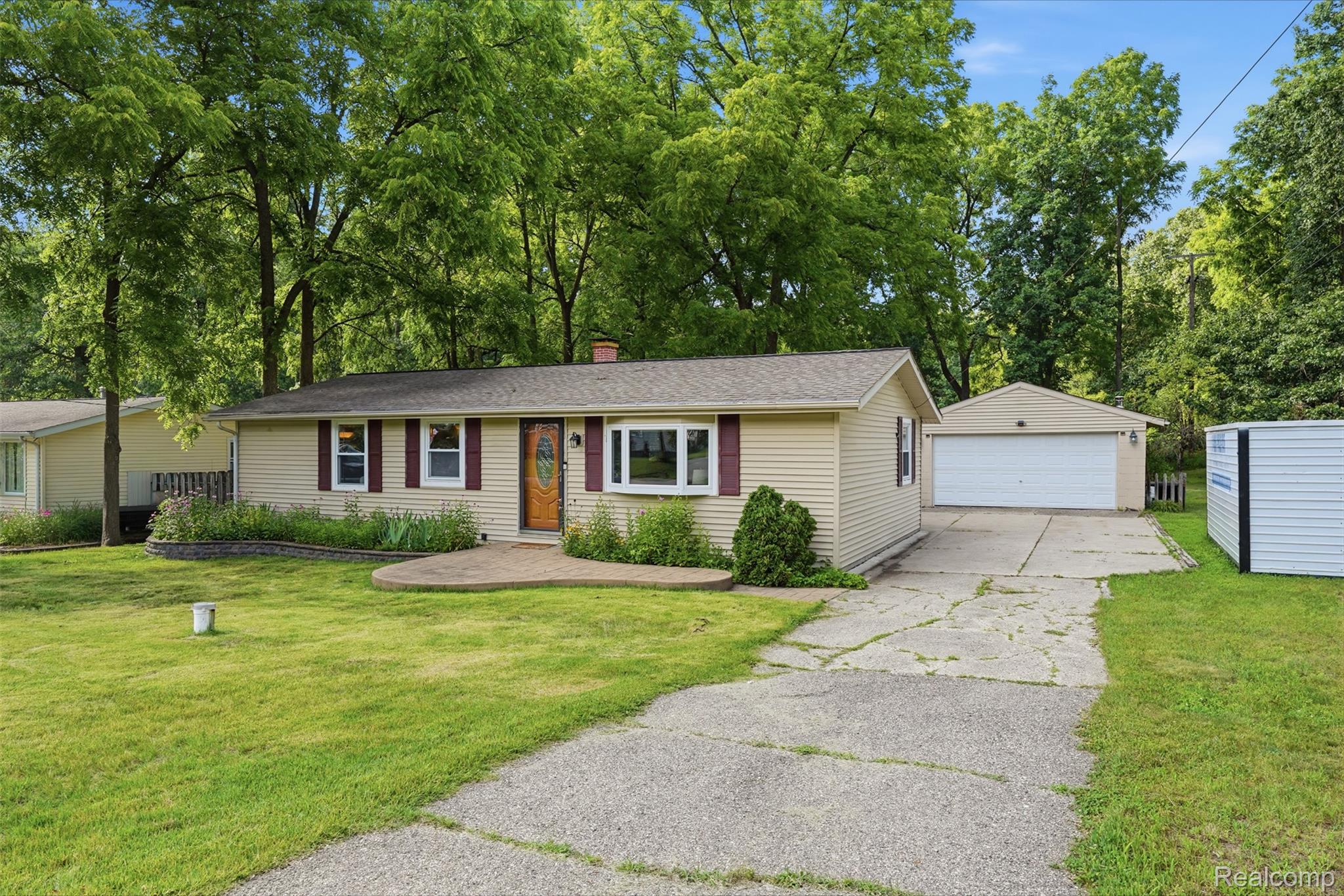 608, Snyder, Highland, Michigan, 48357