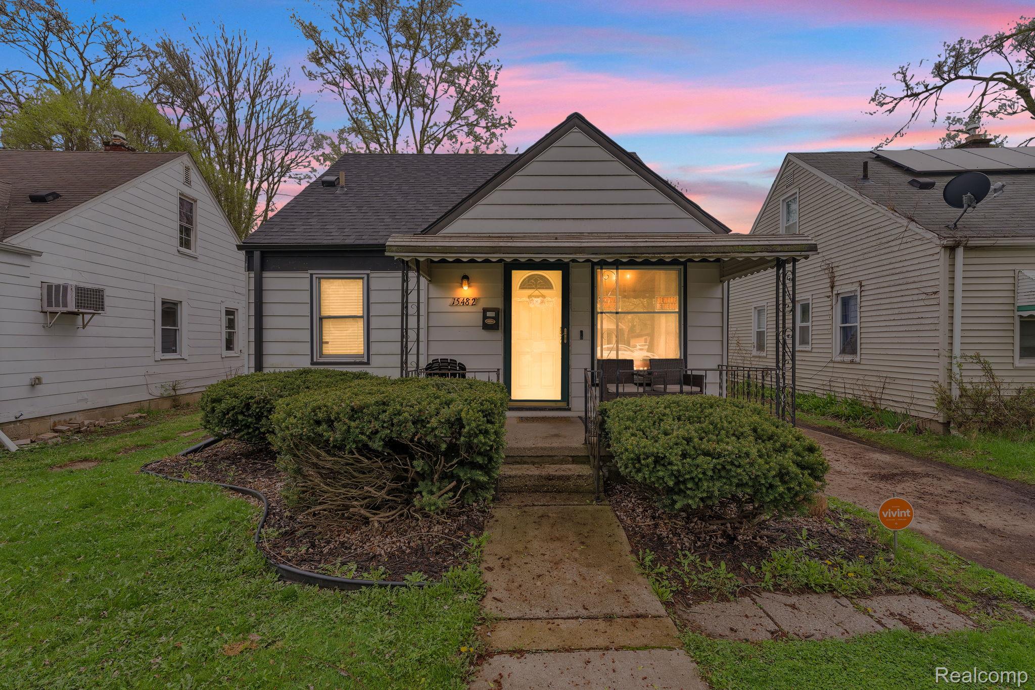 15482, Winston, Redford, Michigan, 48239