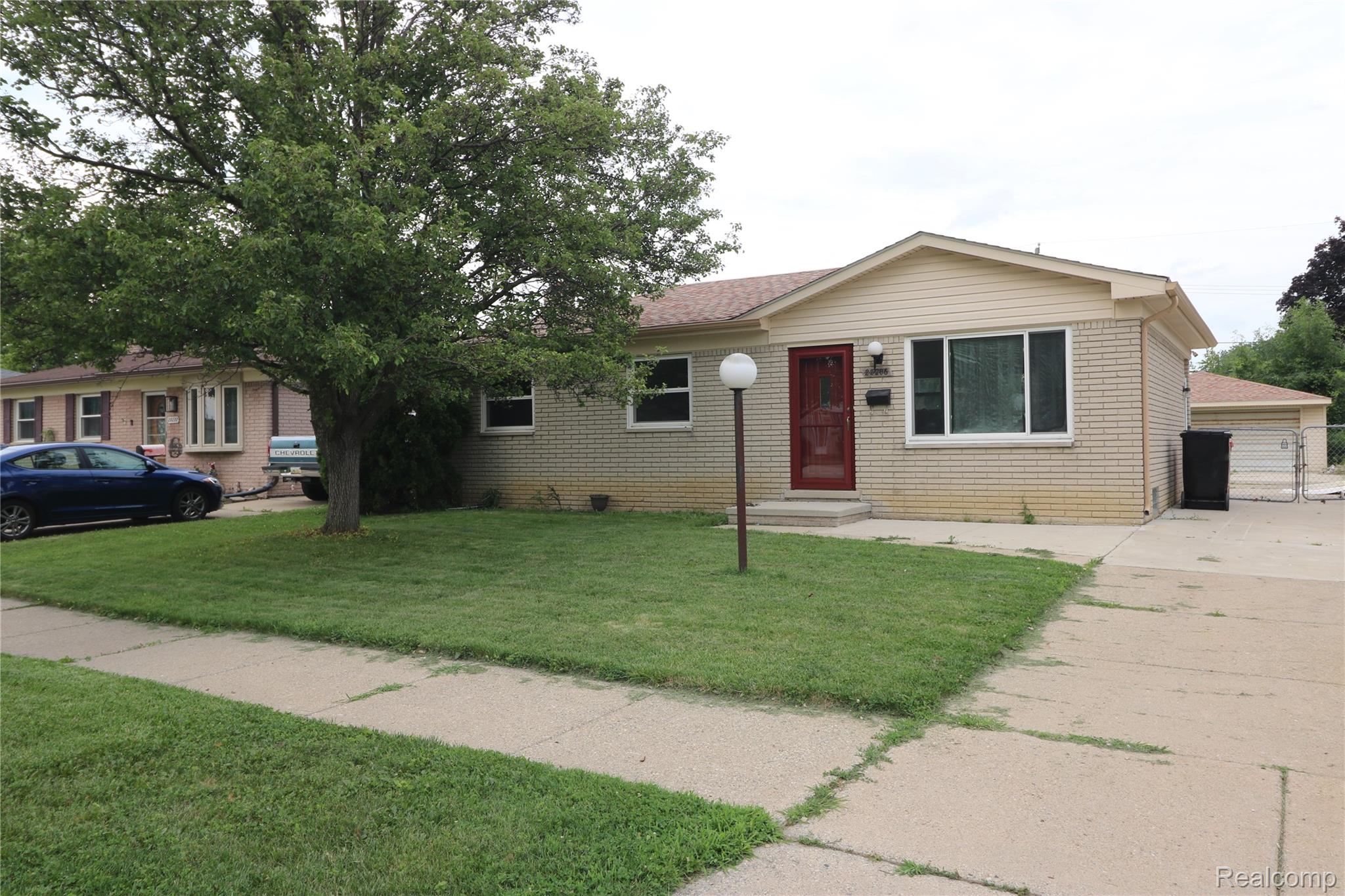 27206, Perry, Roseville, Michigan, 48066