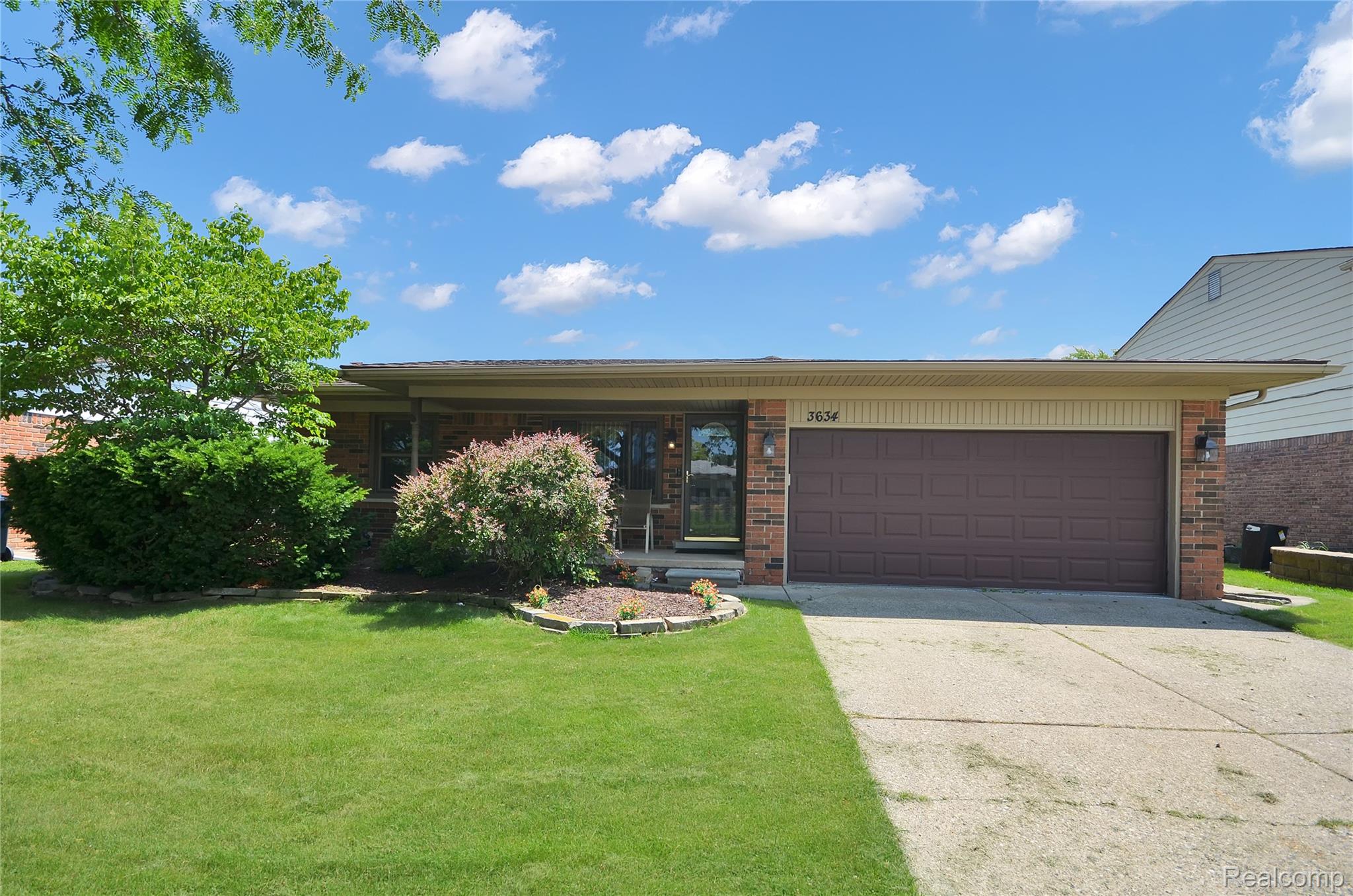 3634, Tracy, Sterling Heights, Michigan, 48310