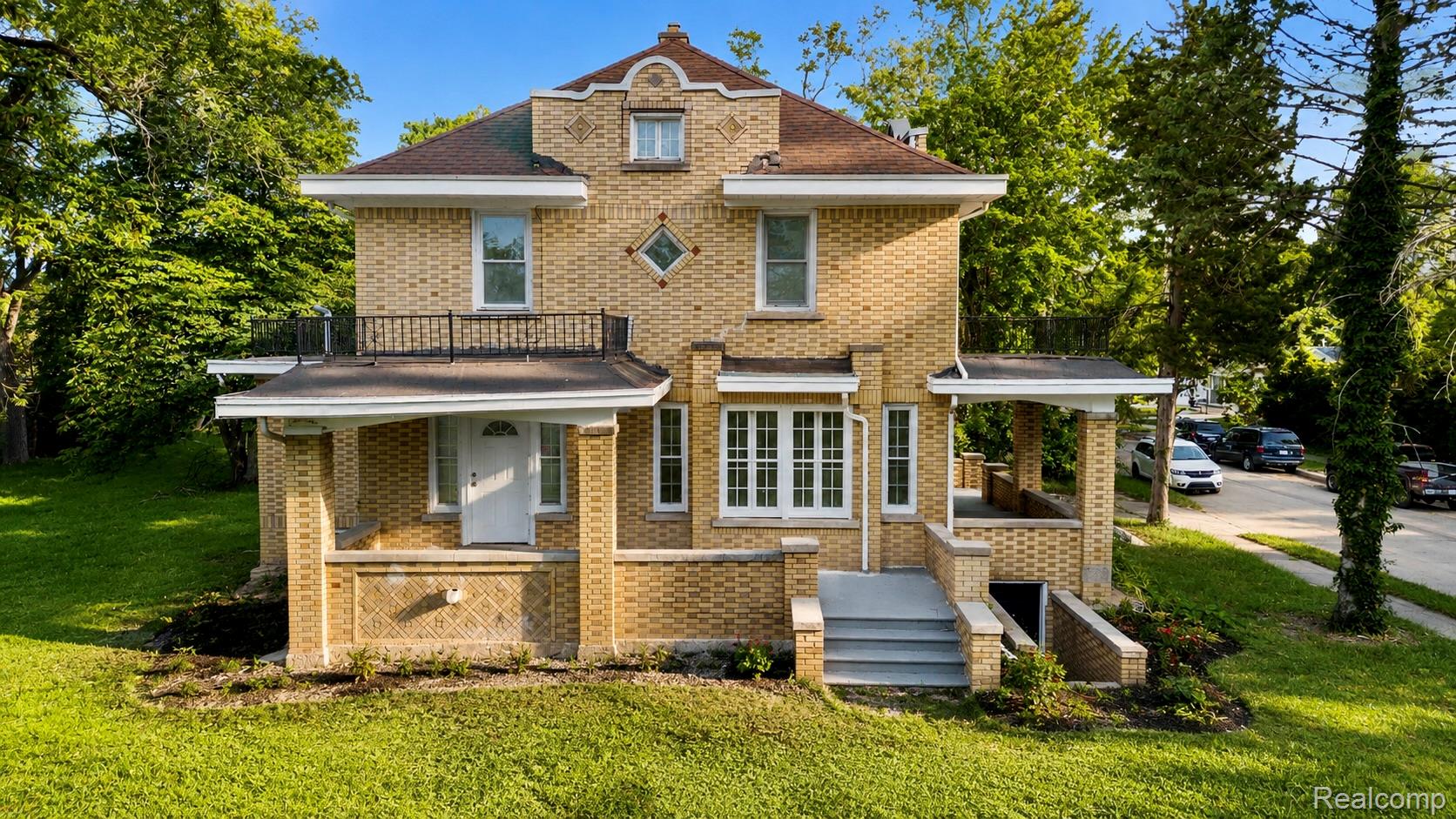 21855, Schoenherr, Warren, Michigan, 48089