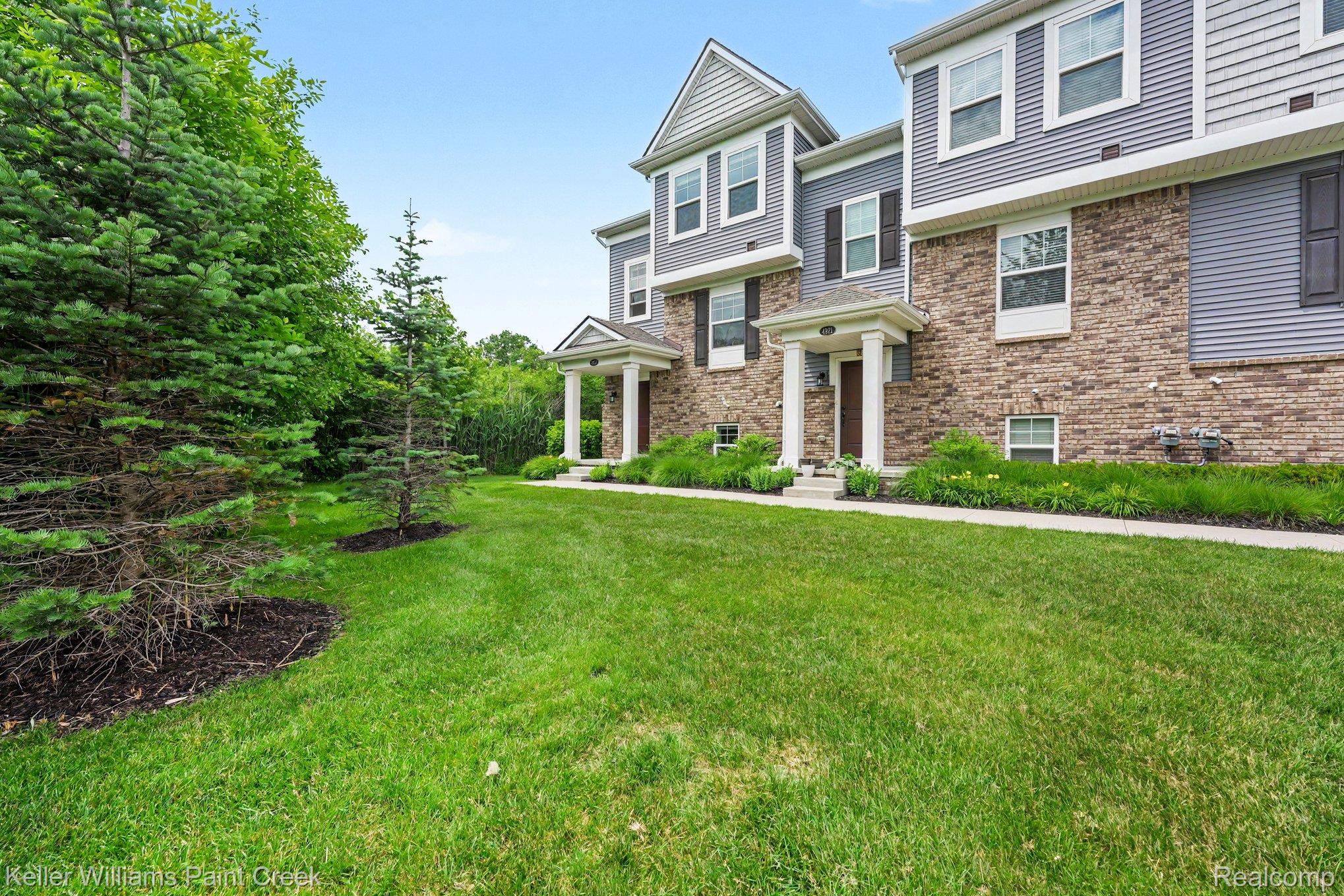4923, Treeside, Troy, Michigan, 48098