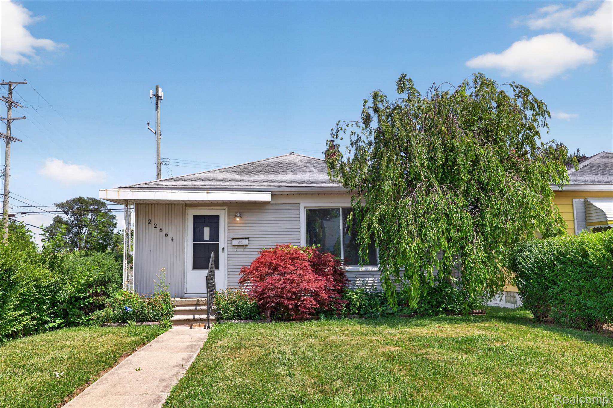22864, Lambrecht, Eastpointe, Michigan, 48021