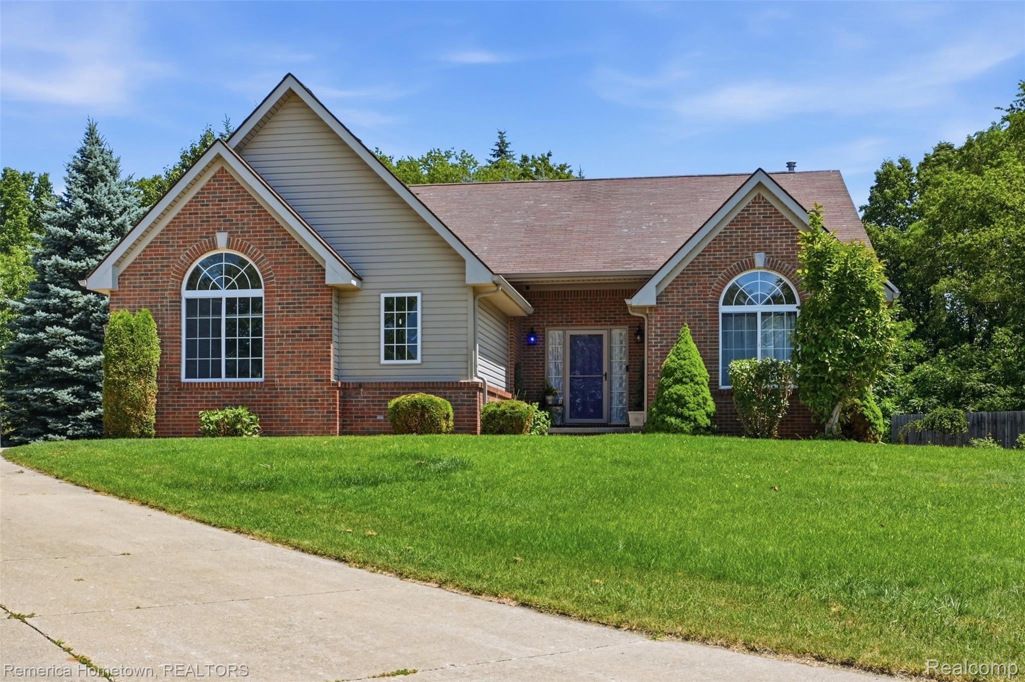 217, Crystal, Howell, Michigan, 48843