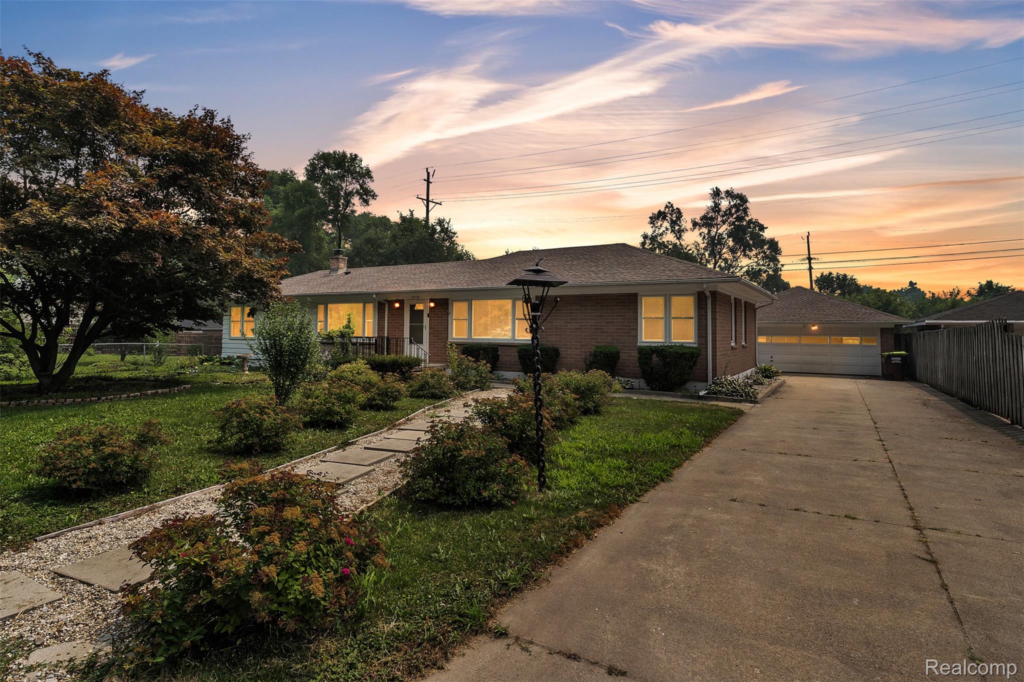 4918, Ainsley, Ann Arbor, Michigan, 48108