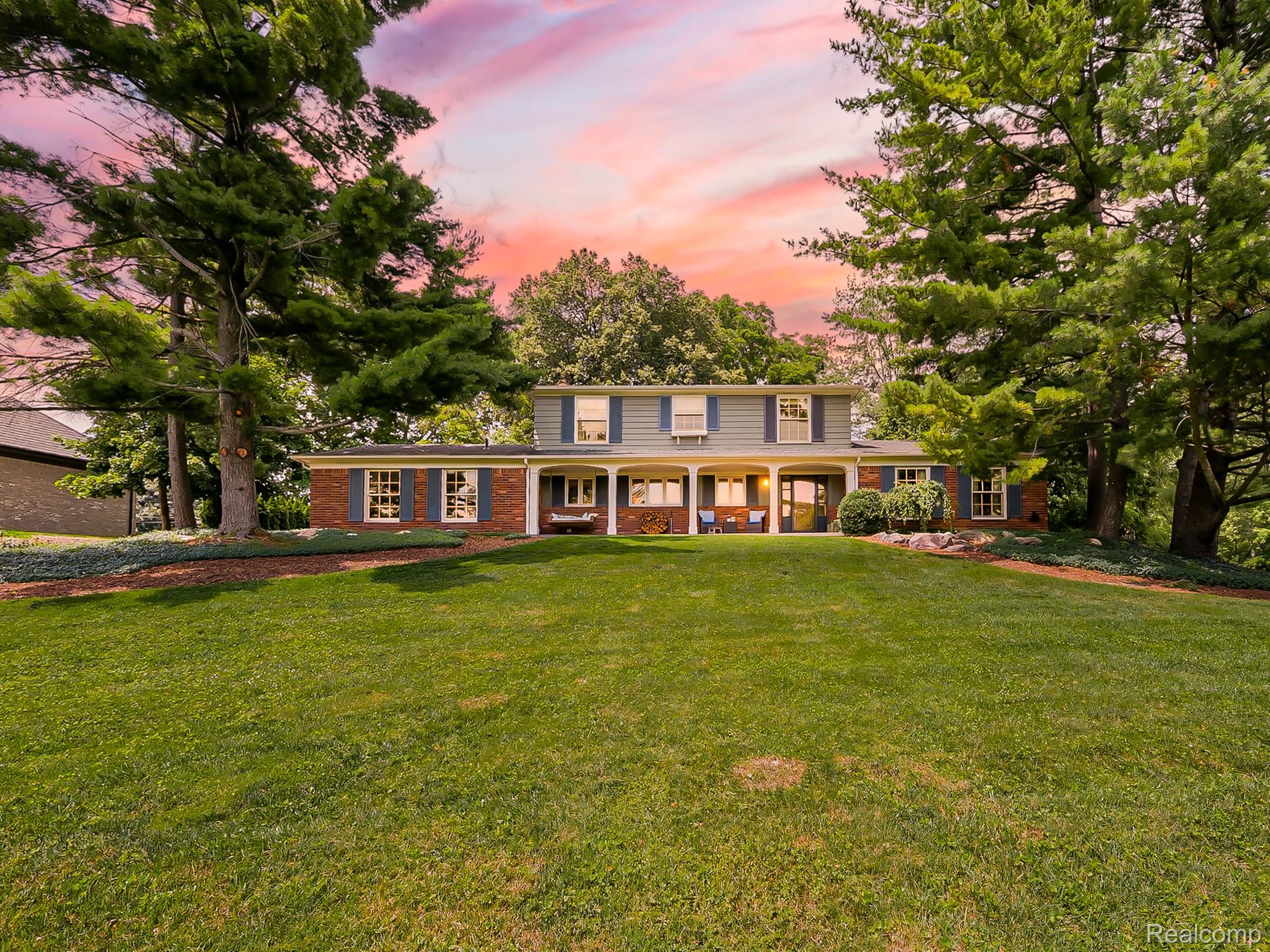 6730, Meadowlake, Bloomfield Hills, Michigan, 48301