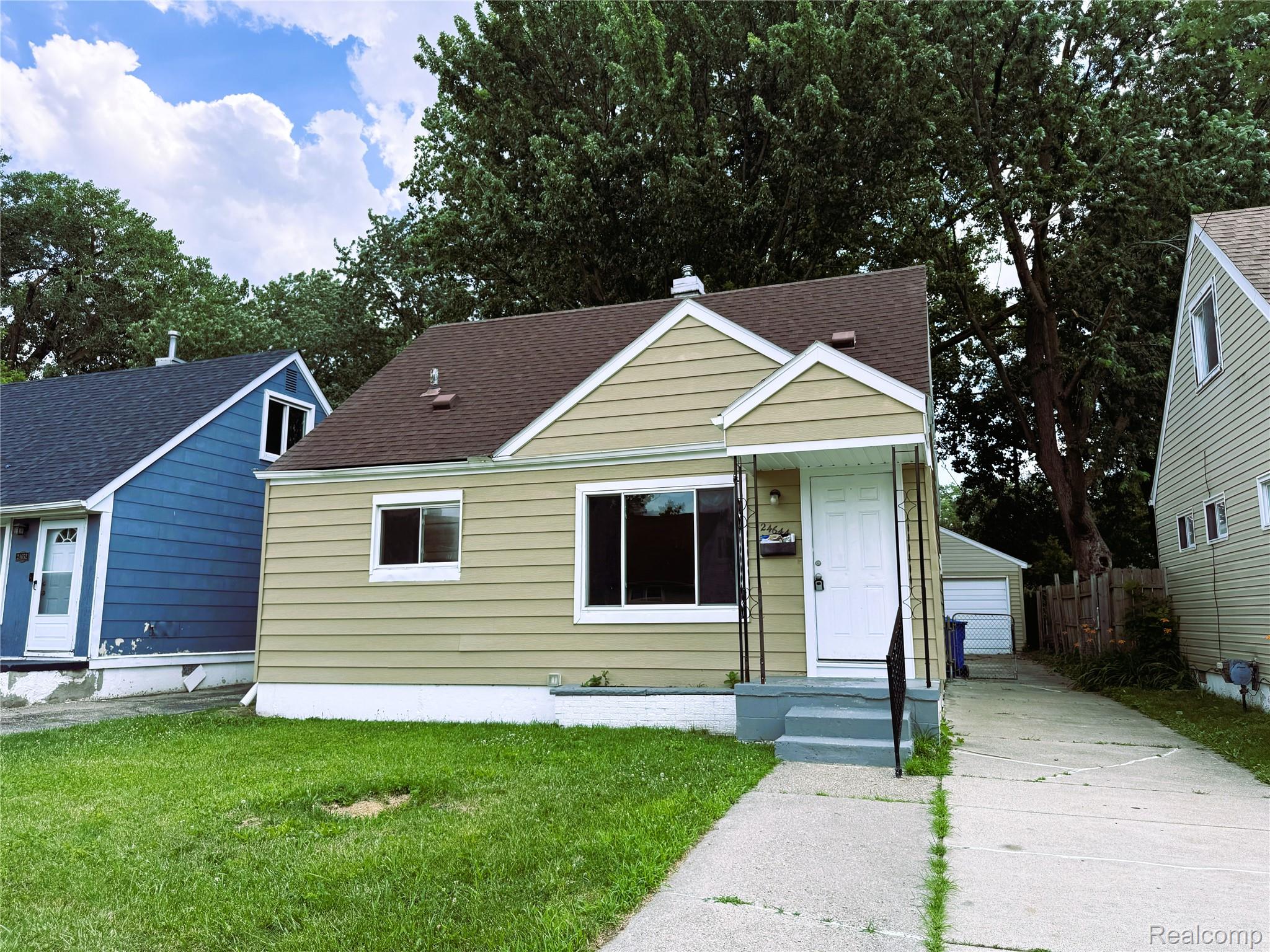 24644, LAUREN, Warren, Michigan, 48089
