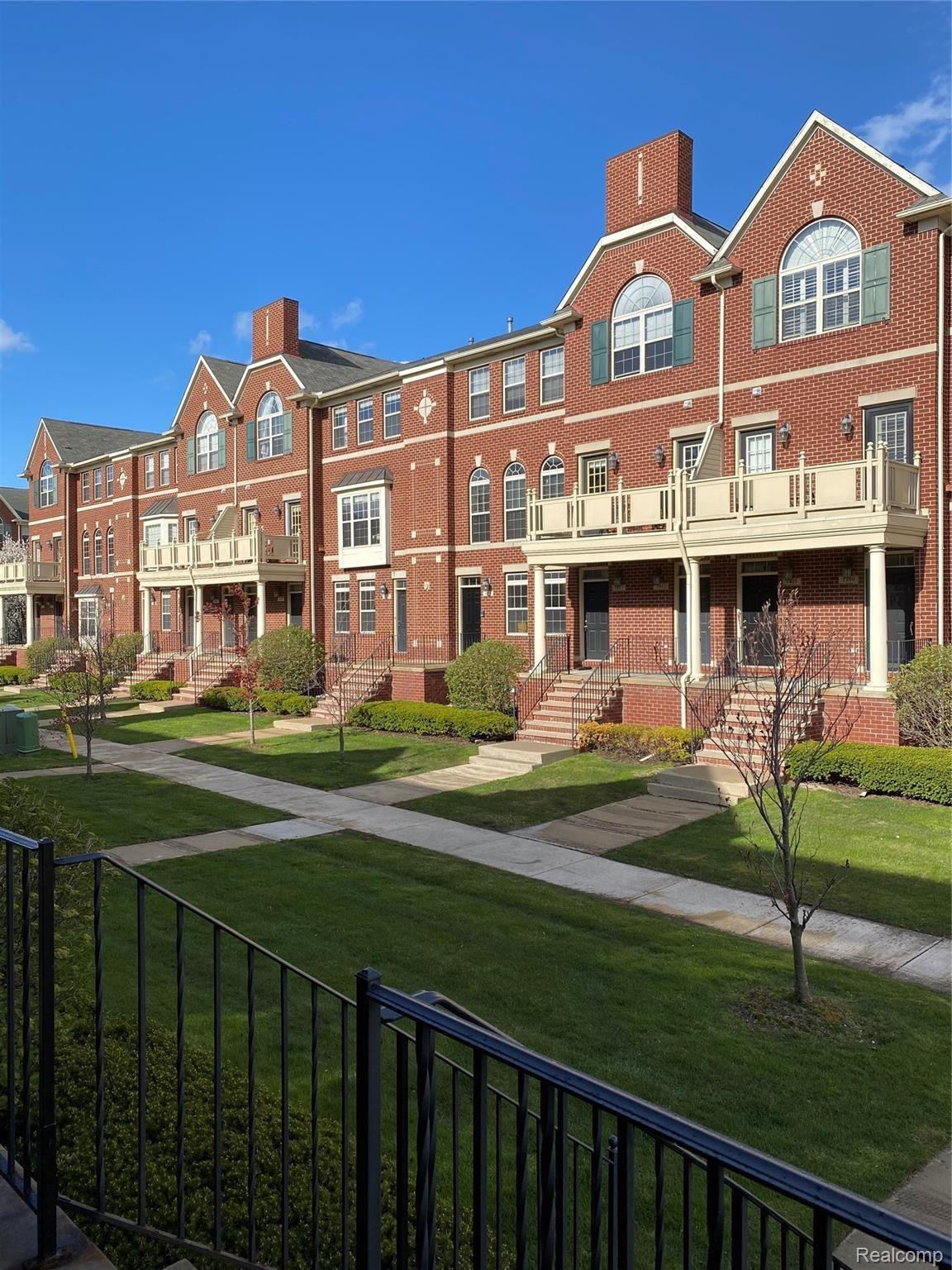 1394, Ashford, Troy, Michigan, 48084