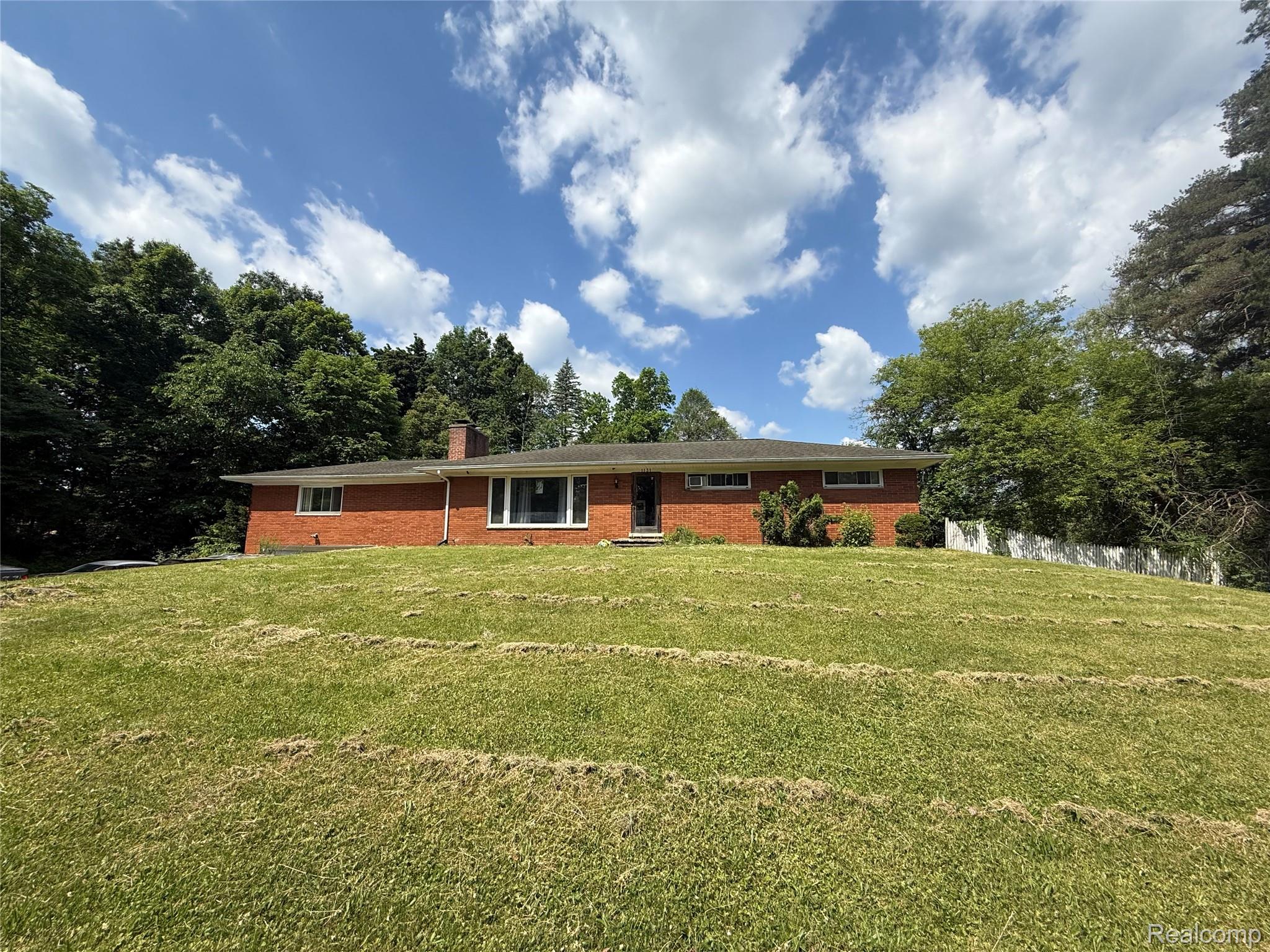 1131, Lake Lane, White Lake, Michigan, 48386