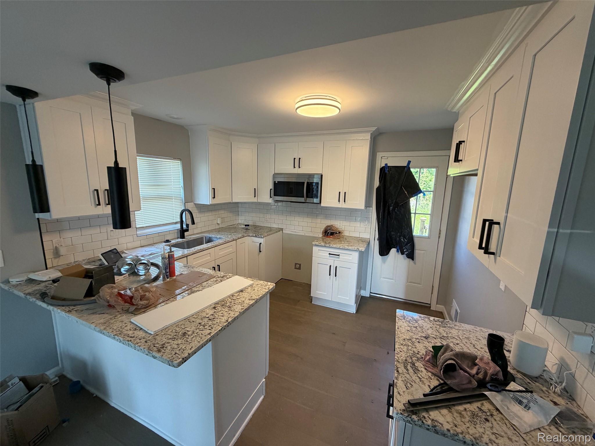 21112, Kinloch, Southfield, Michigan, 48033