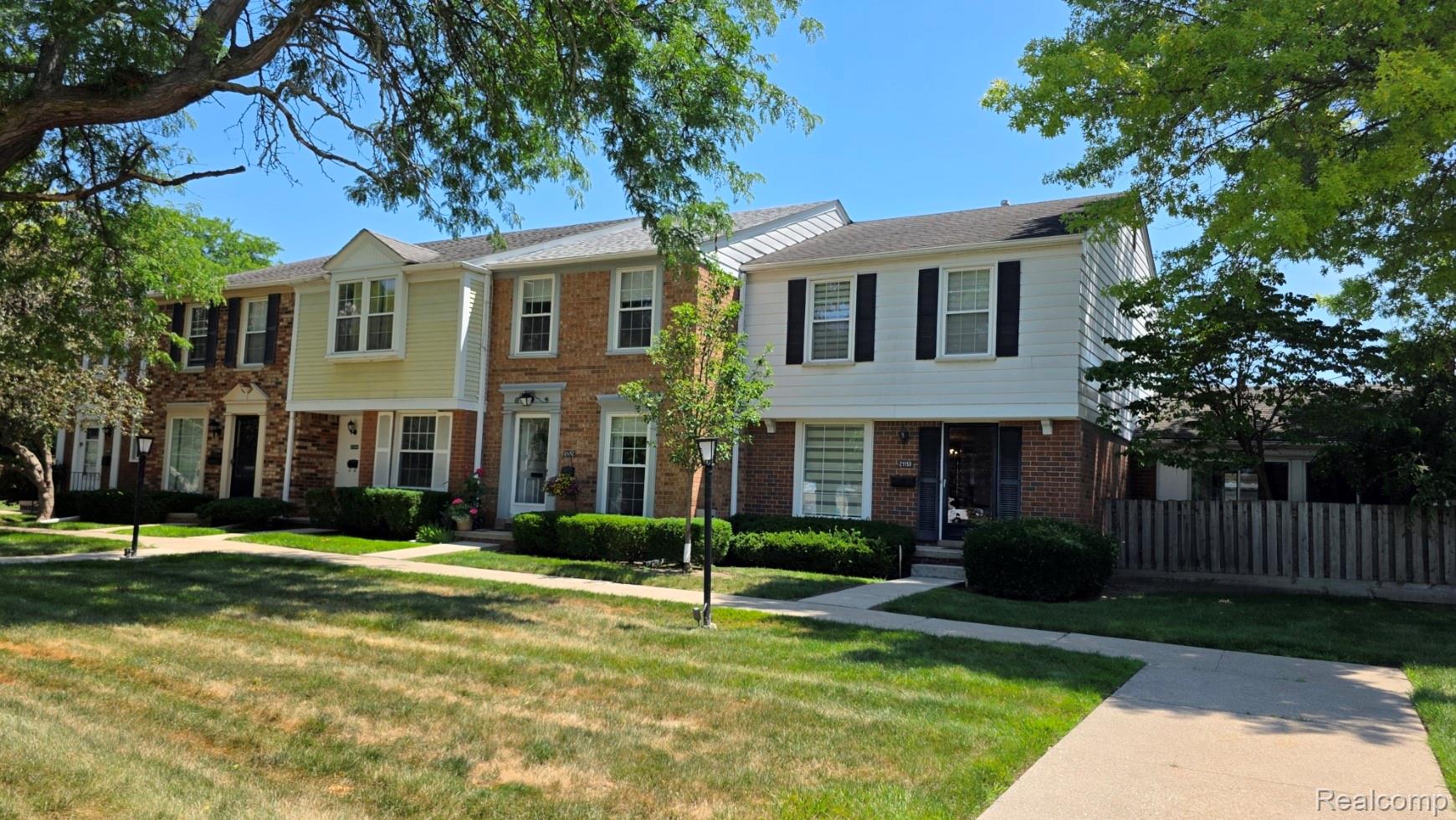 21150, Beaconsfield, St. Clair Shores, Michigan, 48080