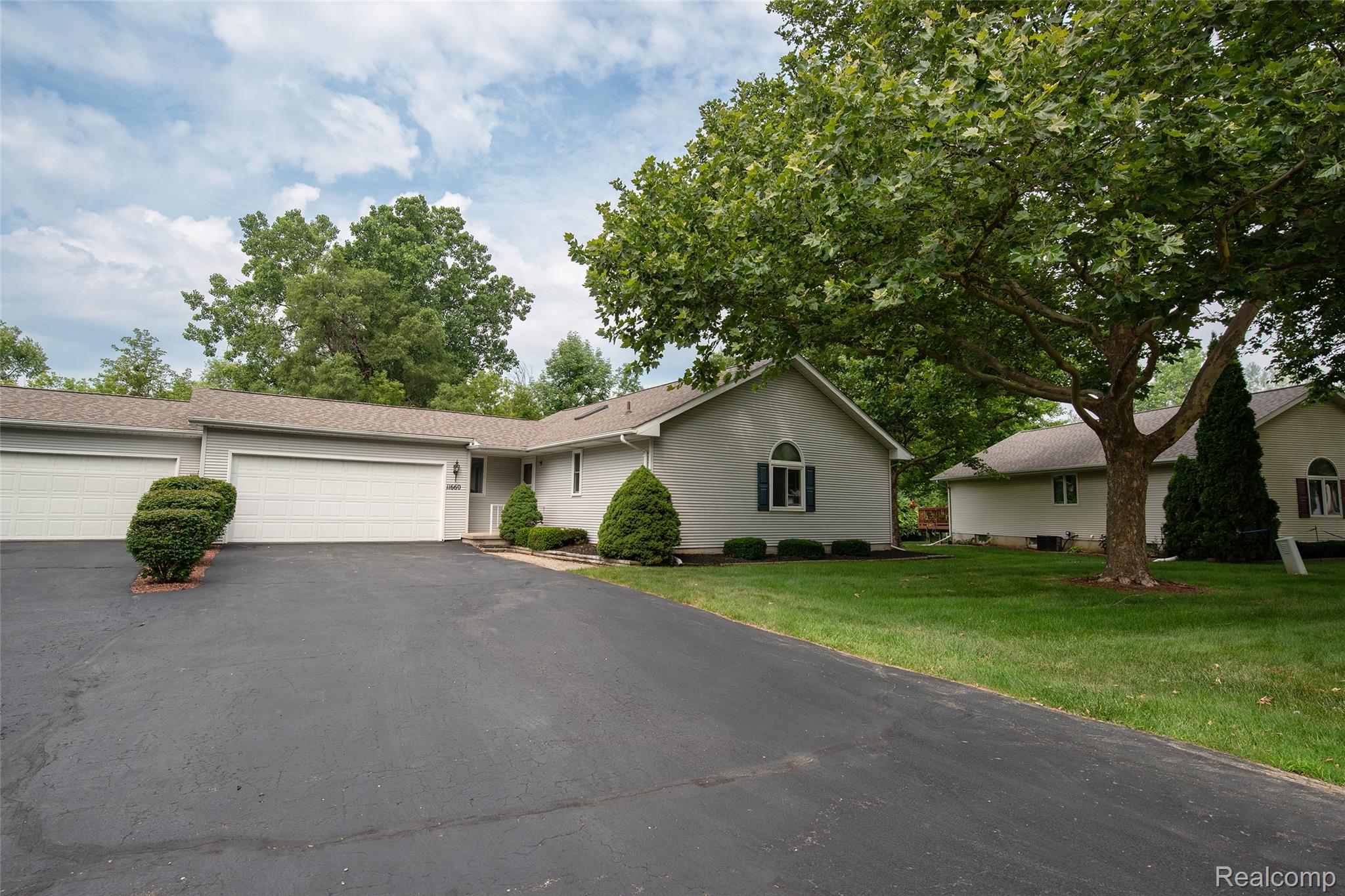 11660, Hawthorne Glen, Grand Blanc, Michigan, 48439