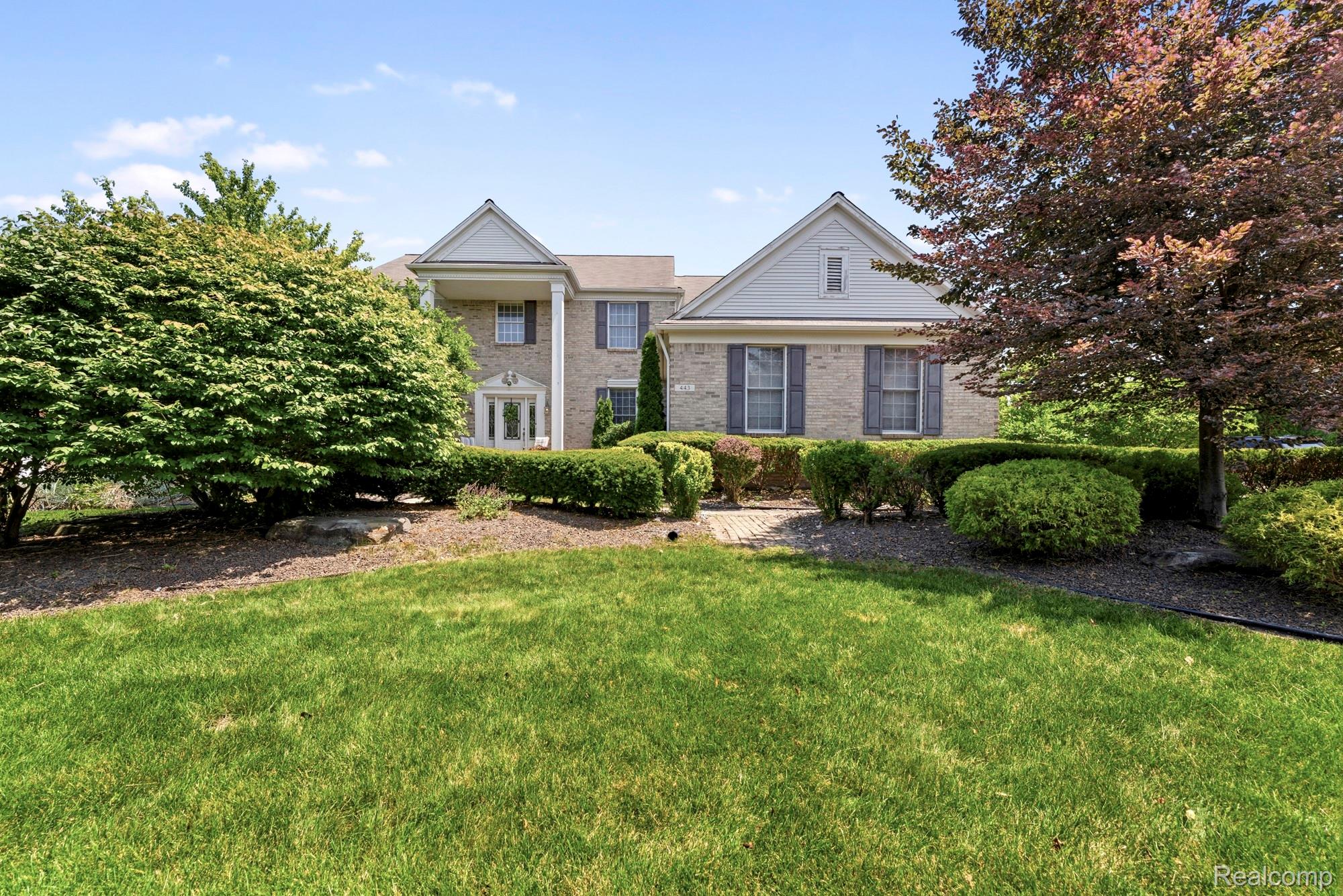 443, Lenox, Canton, Michigan, 48188