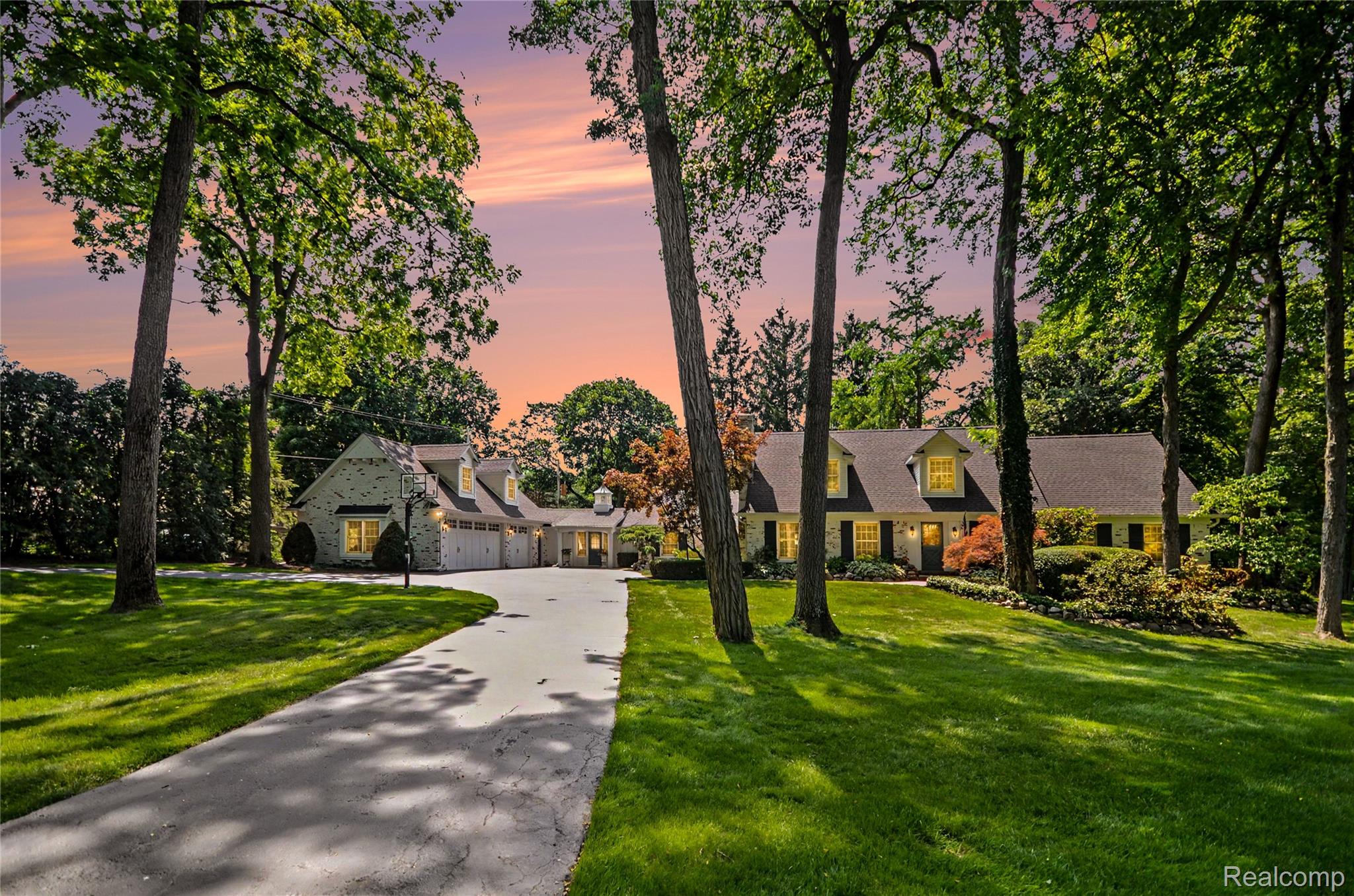 3780, Squirrel, Bloomfield Hills, Michigan, 48304
