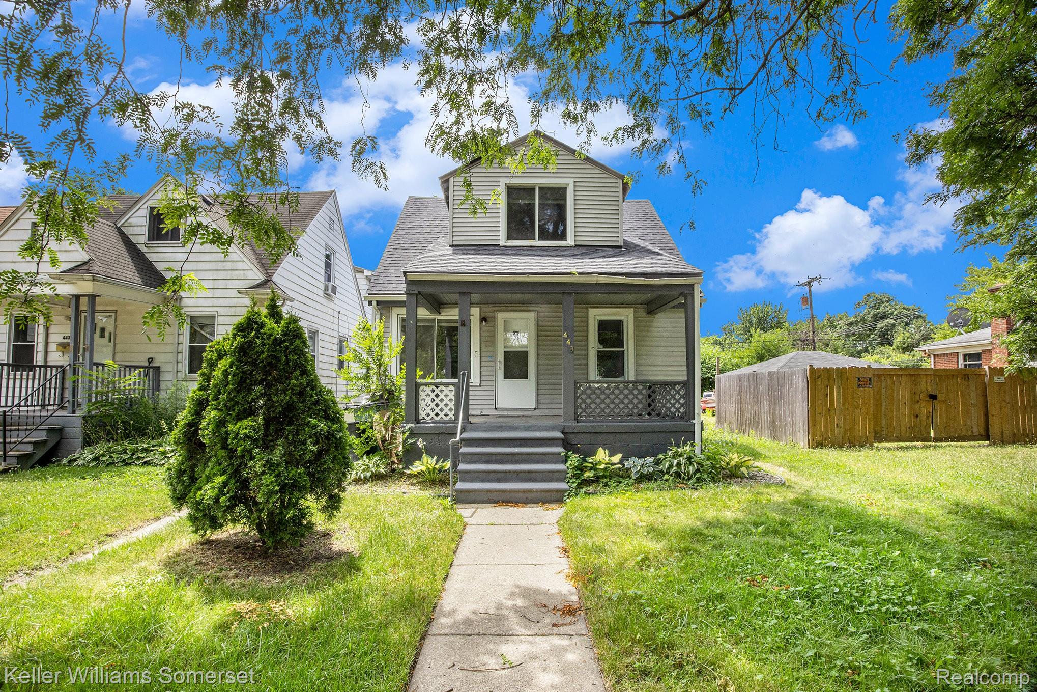 449, Evelyn, Hazel Park, Michigan, 48030
