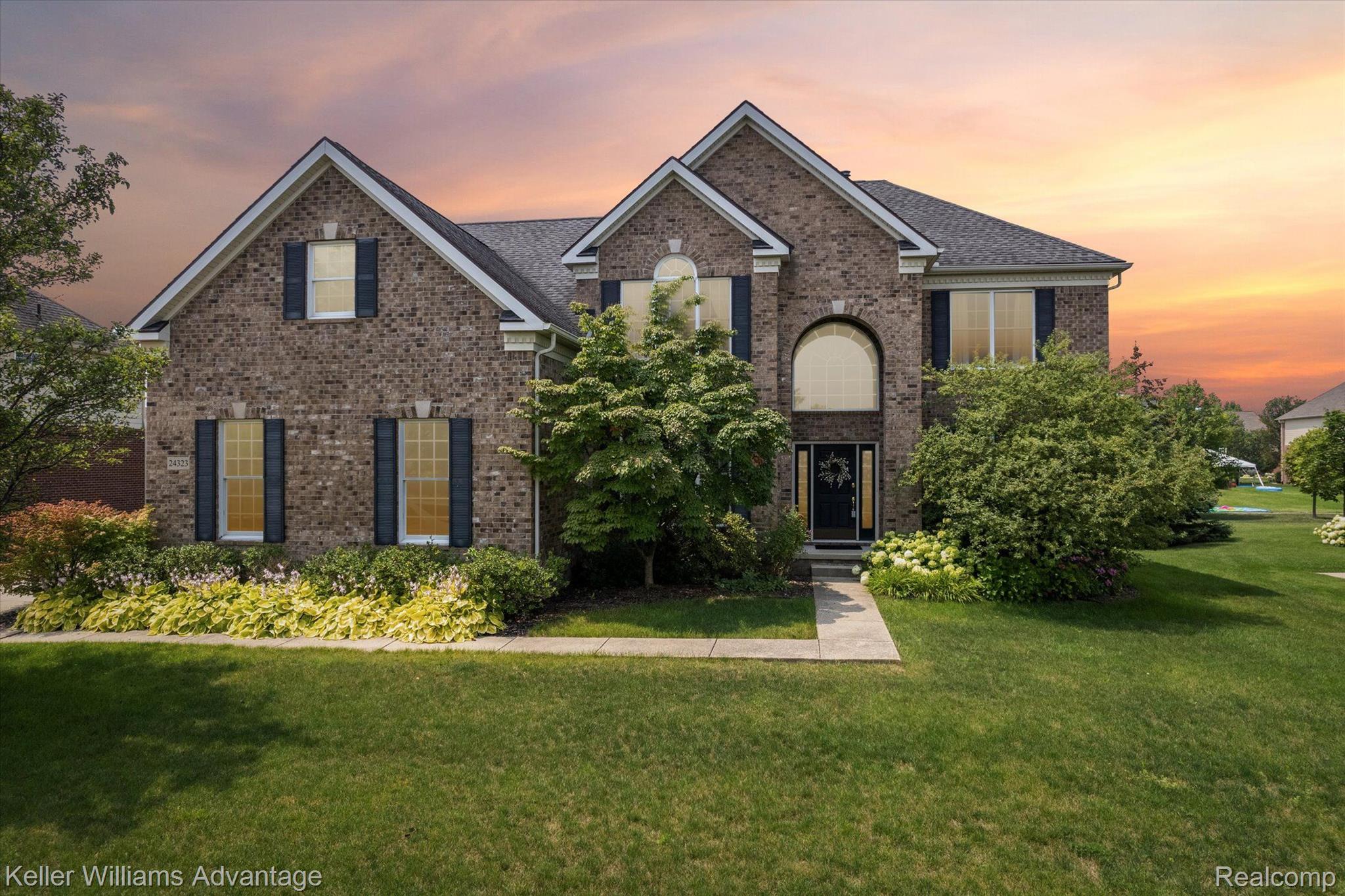 24323, BELLINGHAM, Novi, Michigan, 48374