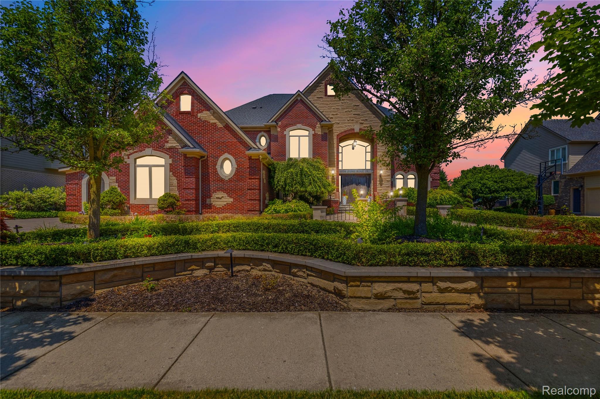 48554, STONERIDGE, Northville, Michigan, 48168