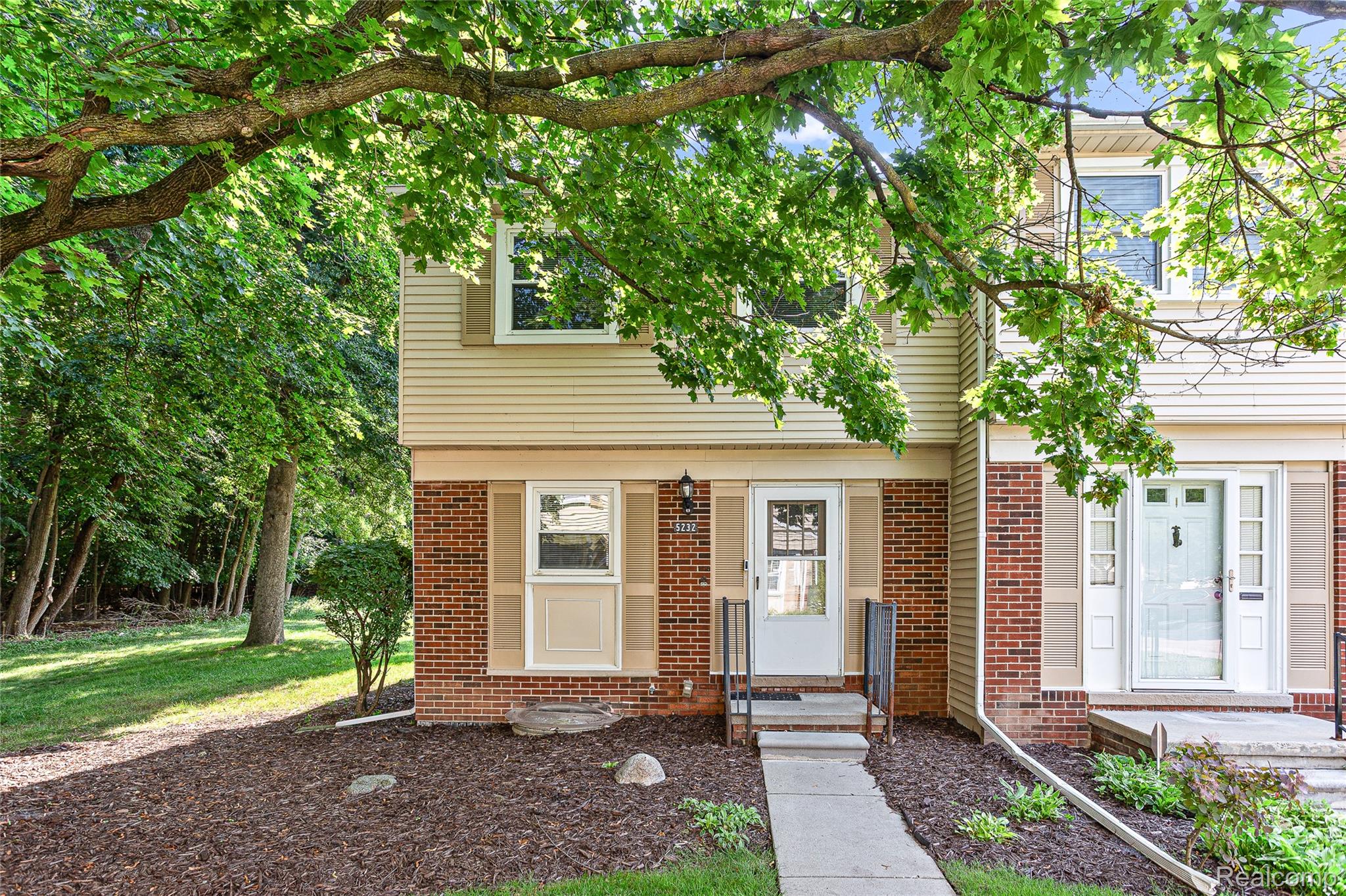 5232, Breeze Hill, Troy, Michigan, 48098