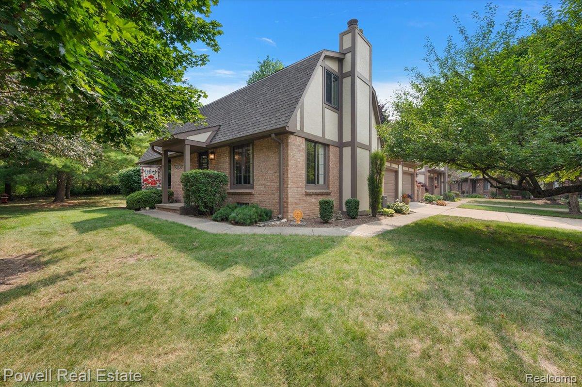 1938, Allenway, Rochester Hills, Michigan, 48309