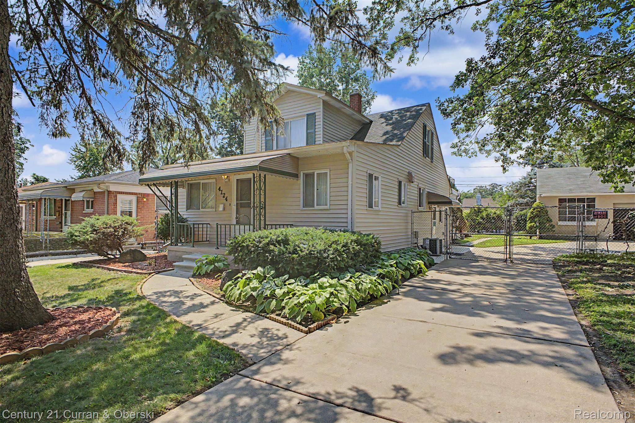 4124, Jackson, Dearborn Heights, Michigan, 48125