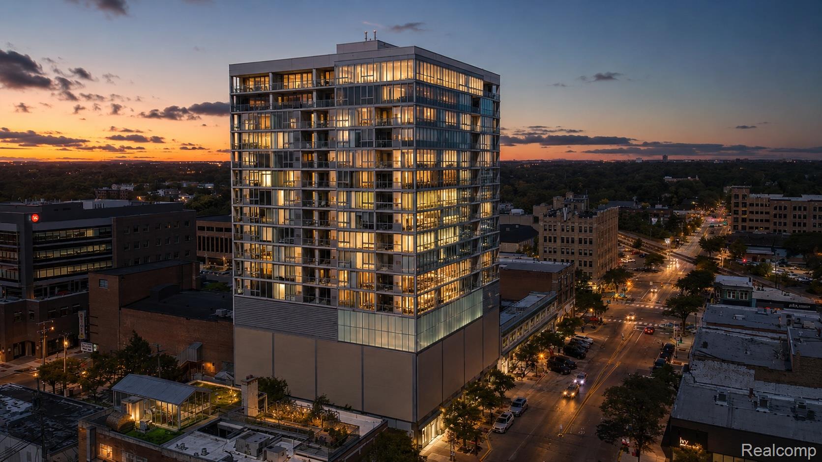 432, Washington, #806, Royal Oak, Michigan, 48067