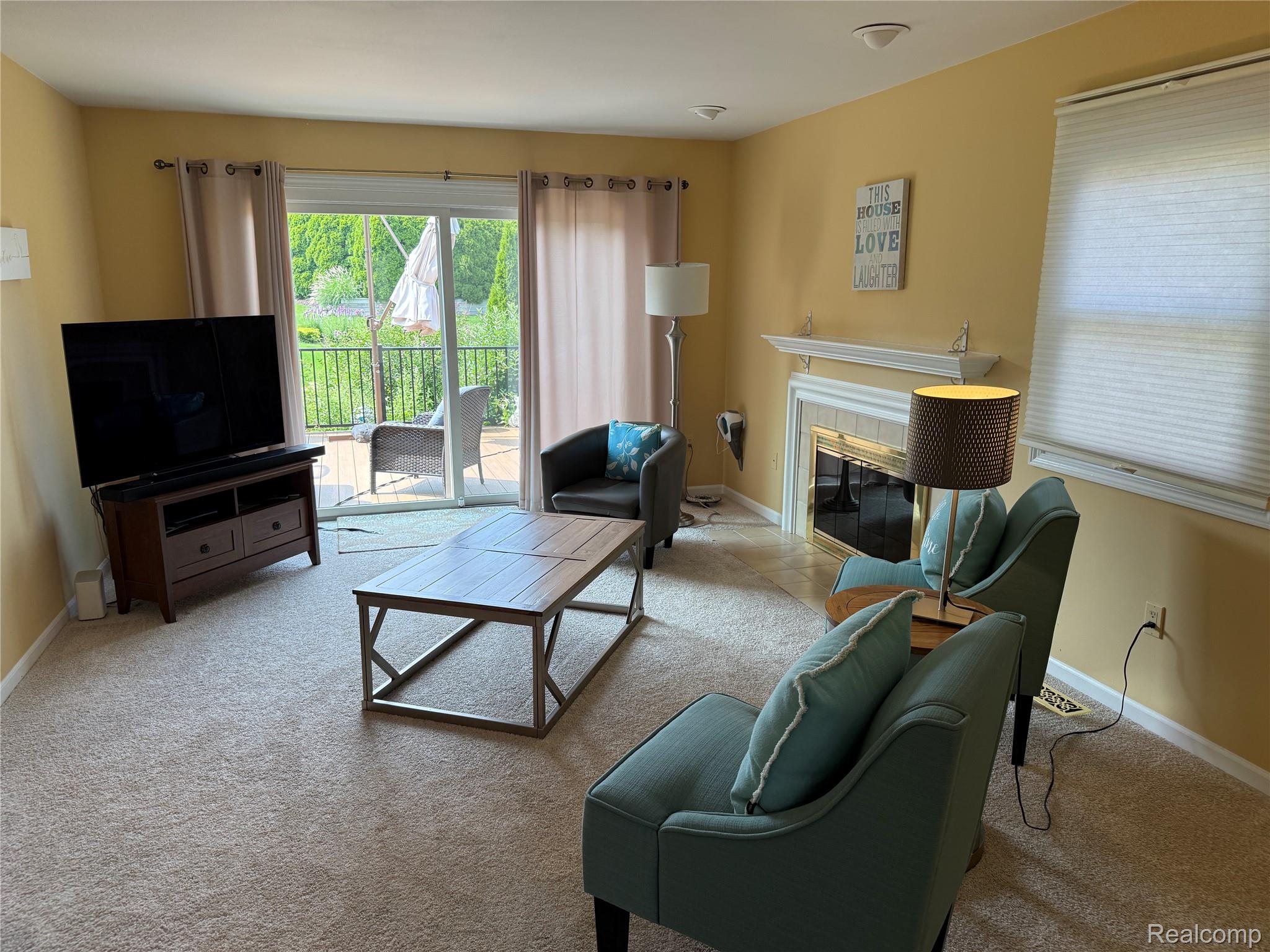 1658, Hillside, Rochester Hills, Michigan, 48307