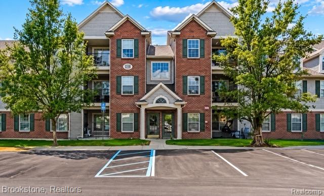 12108, Pinehurst, Grand Blanc, Michigan, 48439