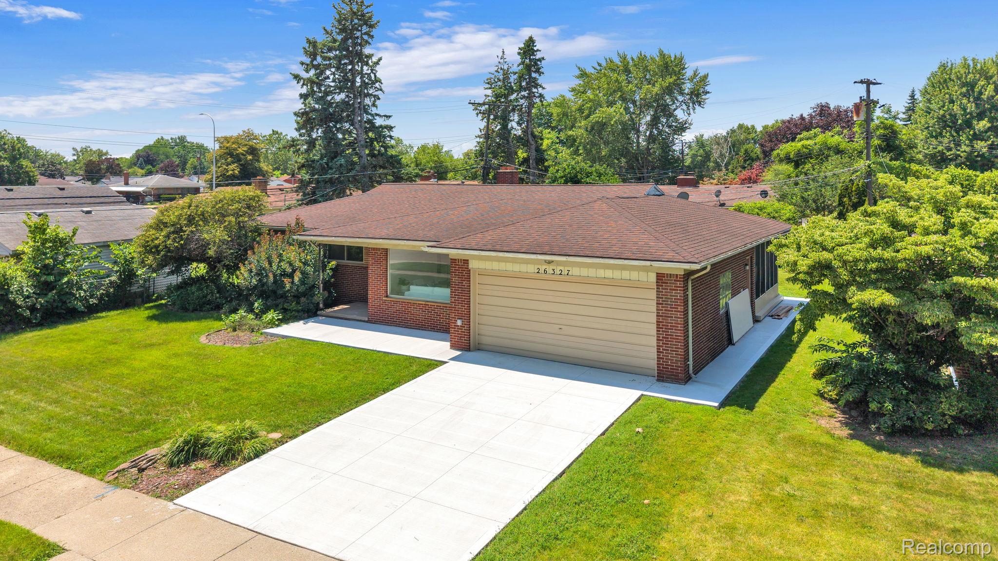 26327, Woodworth, Dearborn Heights, Michigan, 48127