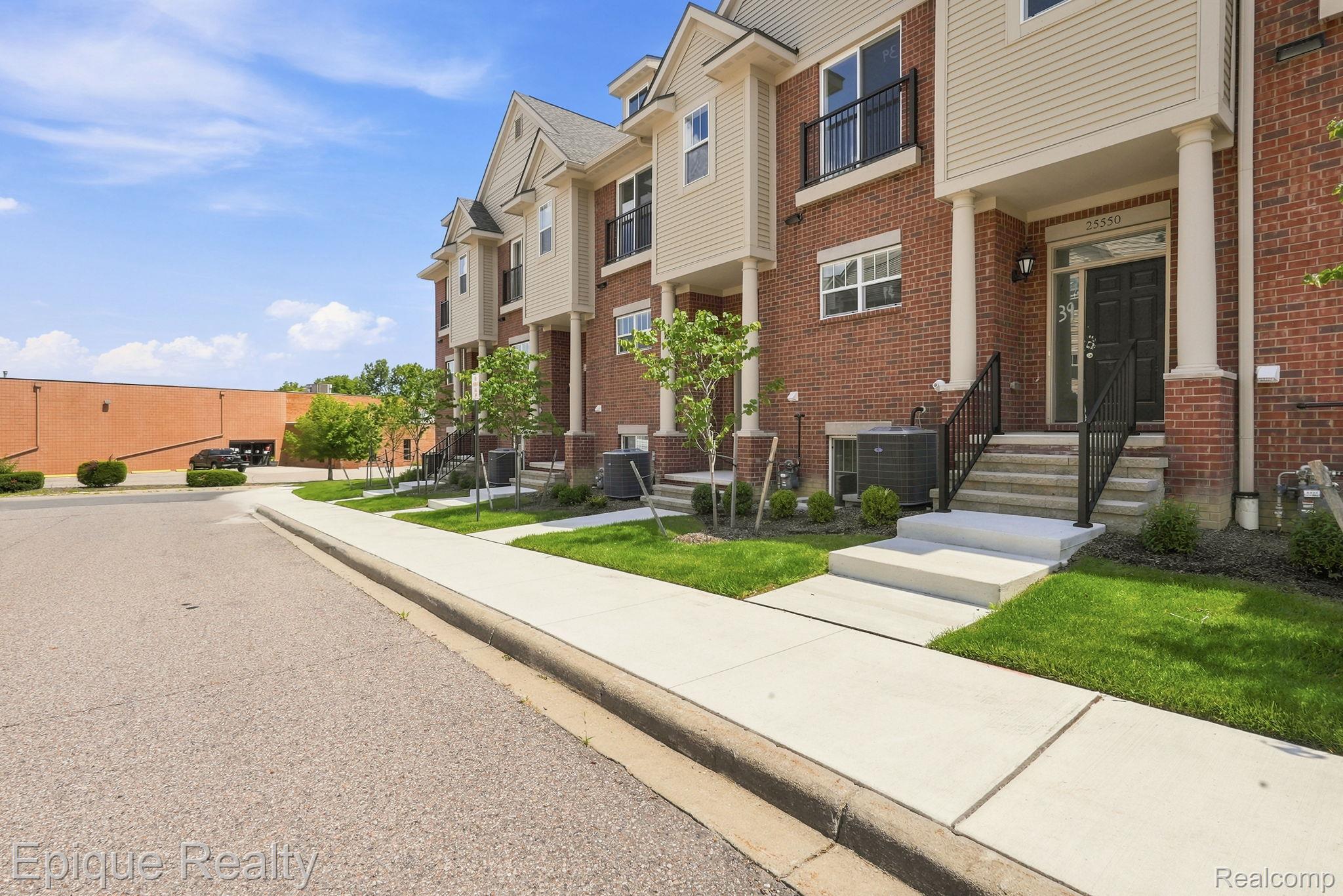 25550, Grandview, #39, Novi, Michigan, 48375