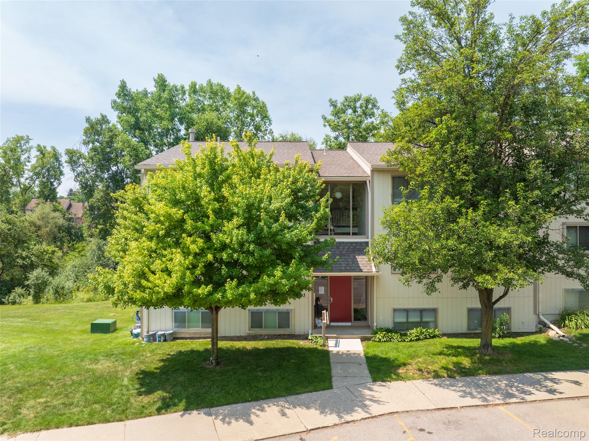 1693, Riverside, #3, Rochester Hills, Michigan, 48309