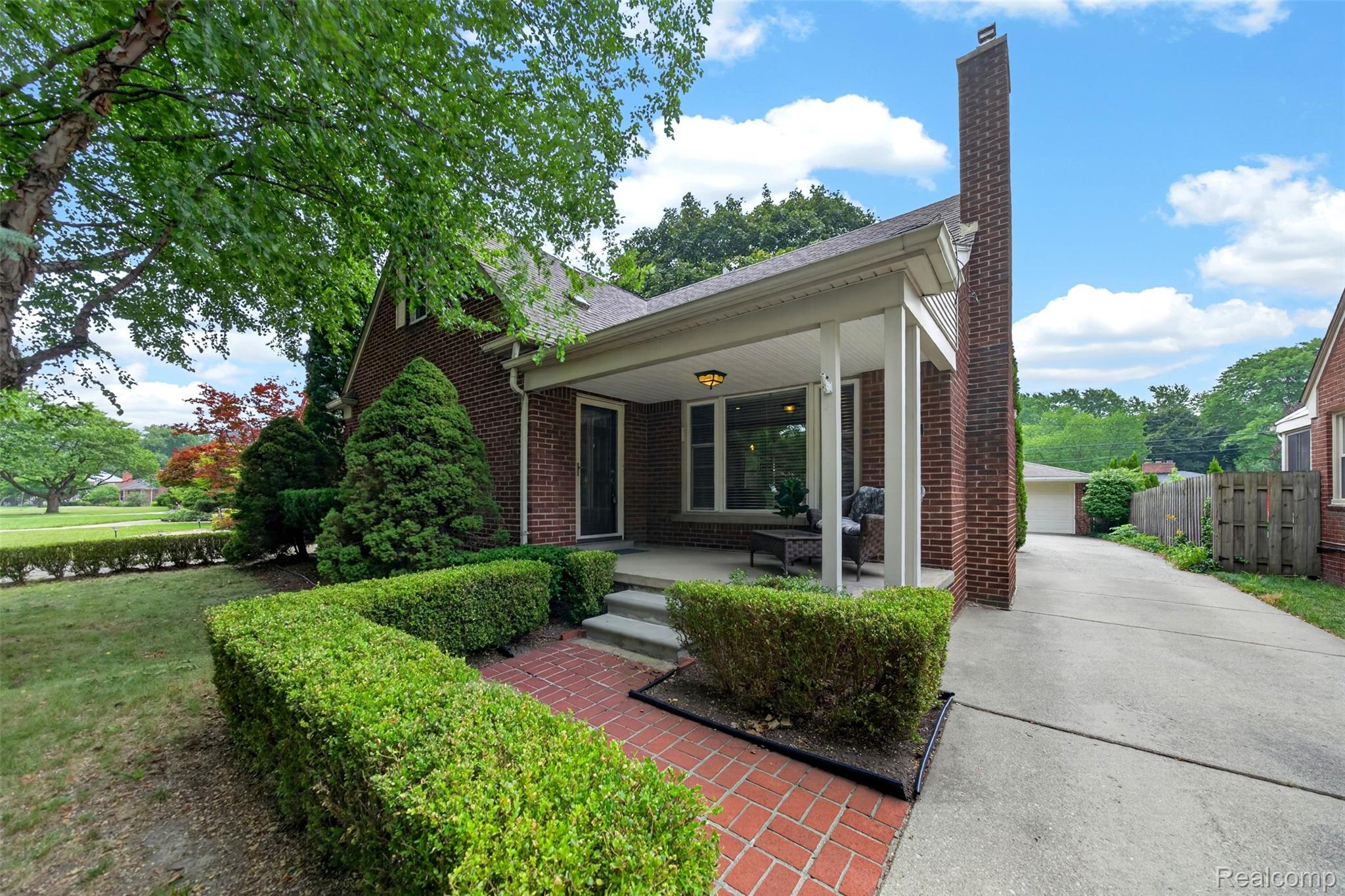 2925, Bembridge, Royal Oak, Michigan, 48073