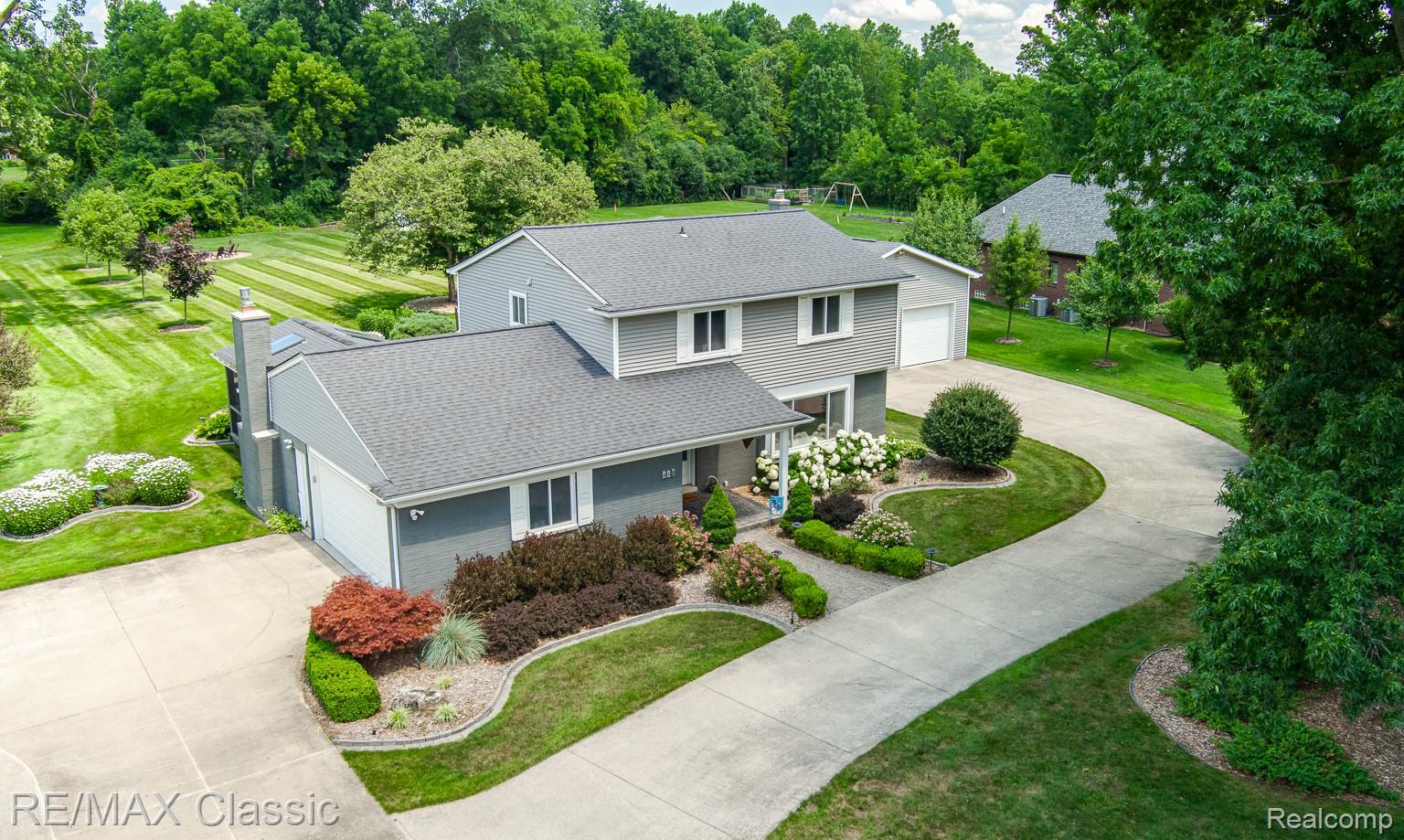 445, Ottawa, Troy, Michigan, 48085