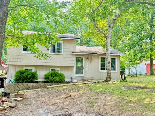 2350, Indian, Lapeer, Michigan, 48446